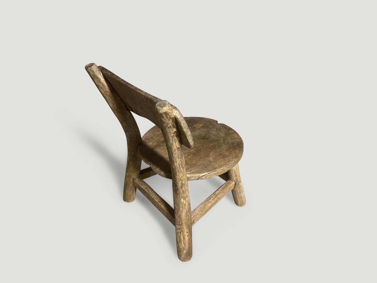 Chaise ou table d'appoint ancienne Excellent état - En vente à New York, NY