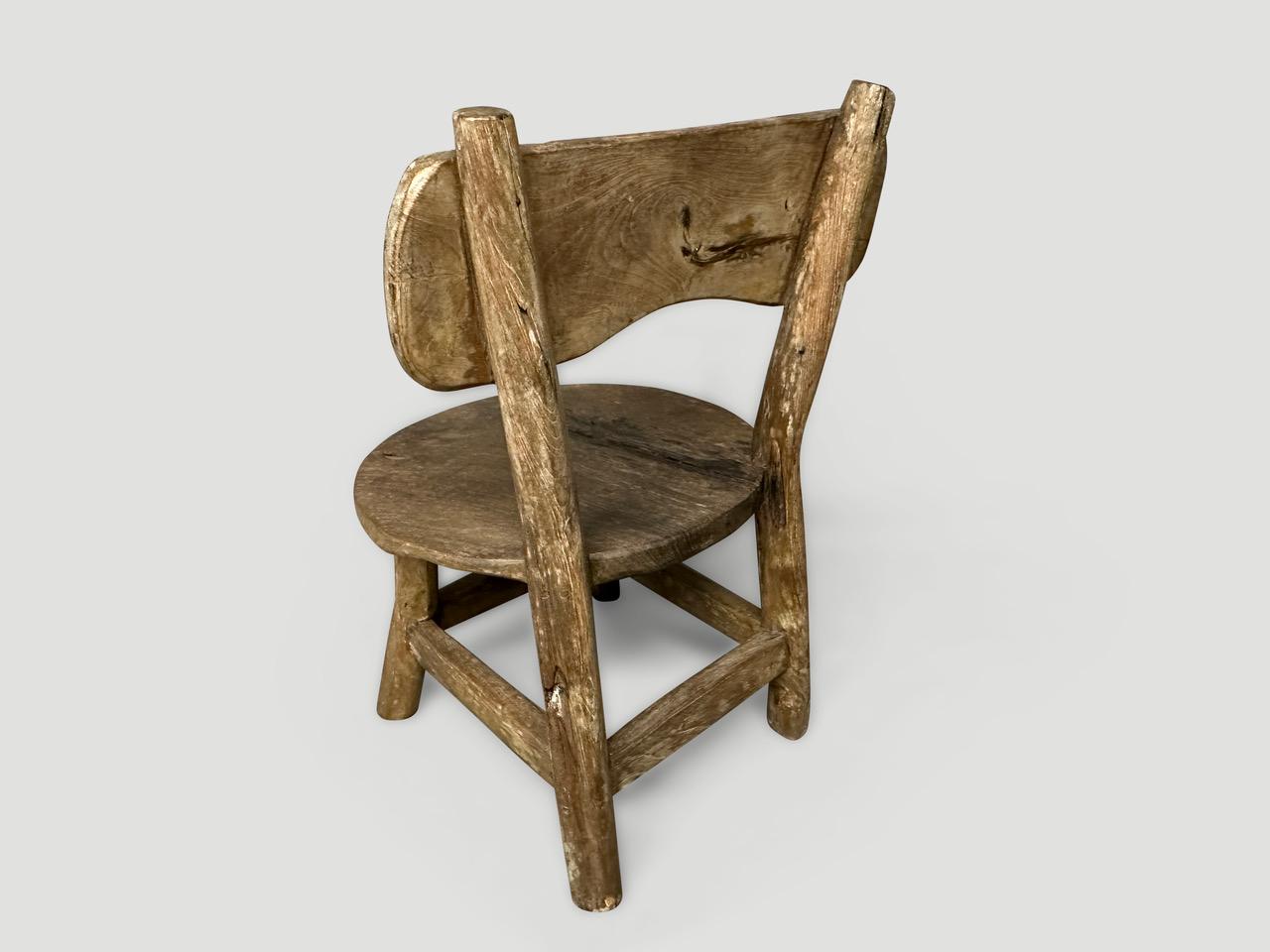 Chaise ou table d'appoint ancienne Excellent état - En vente à New York, NY