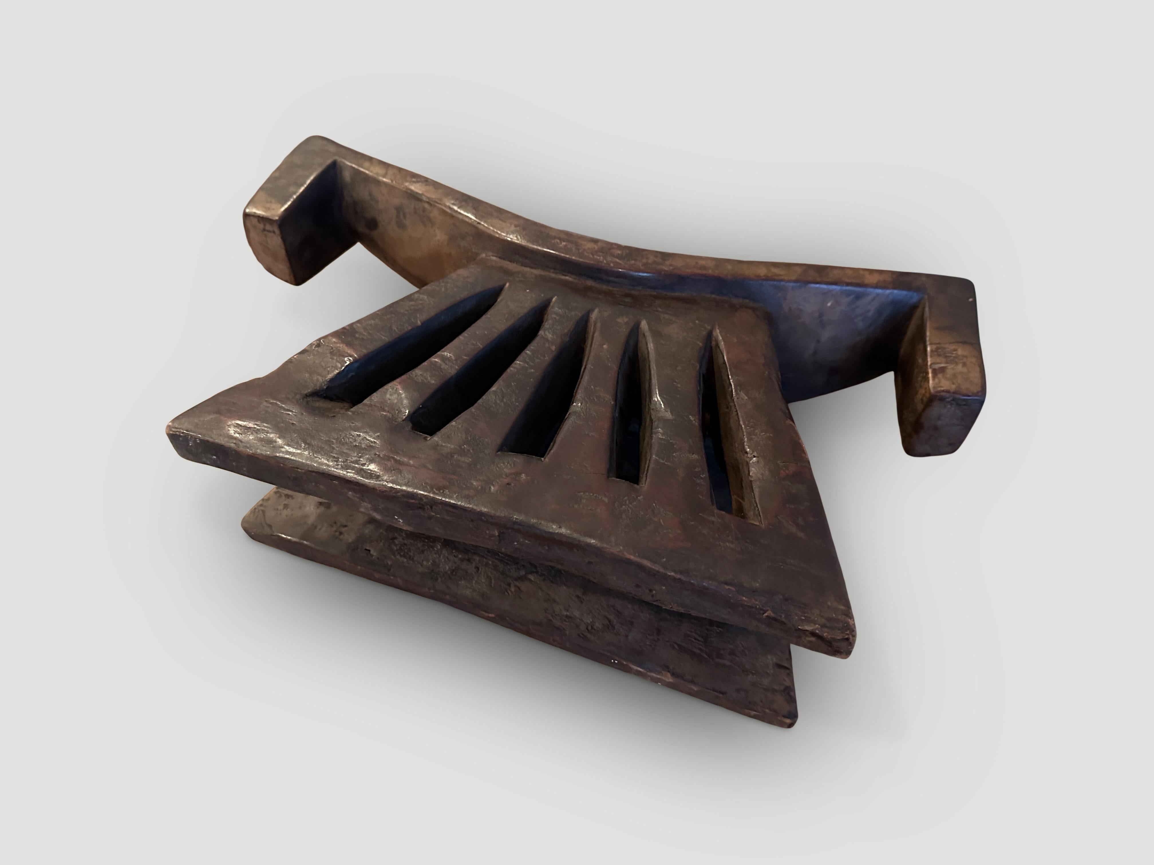 Andrianna Shamaris Antique Wooden African Head Rest In Excellent Condition For Sale In New York, NY