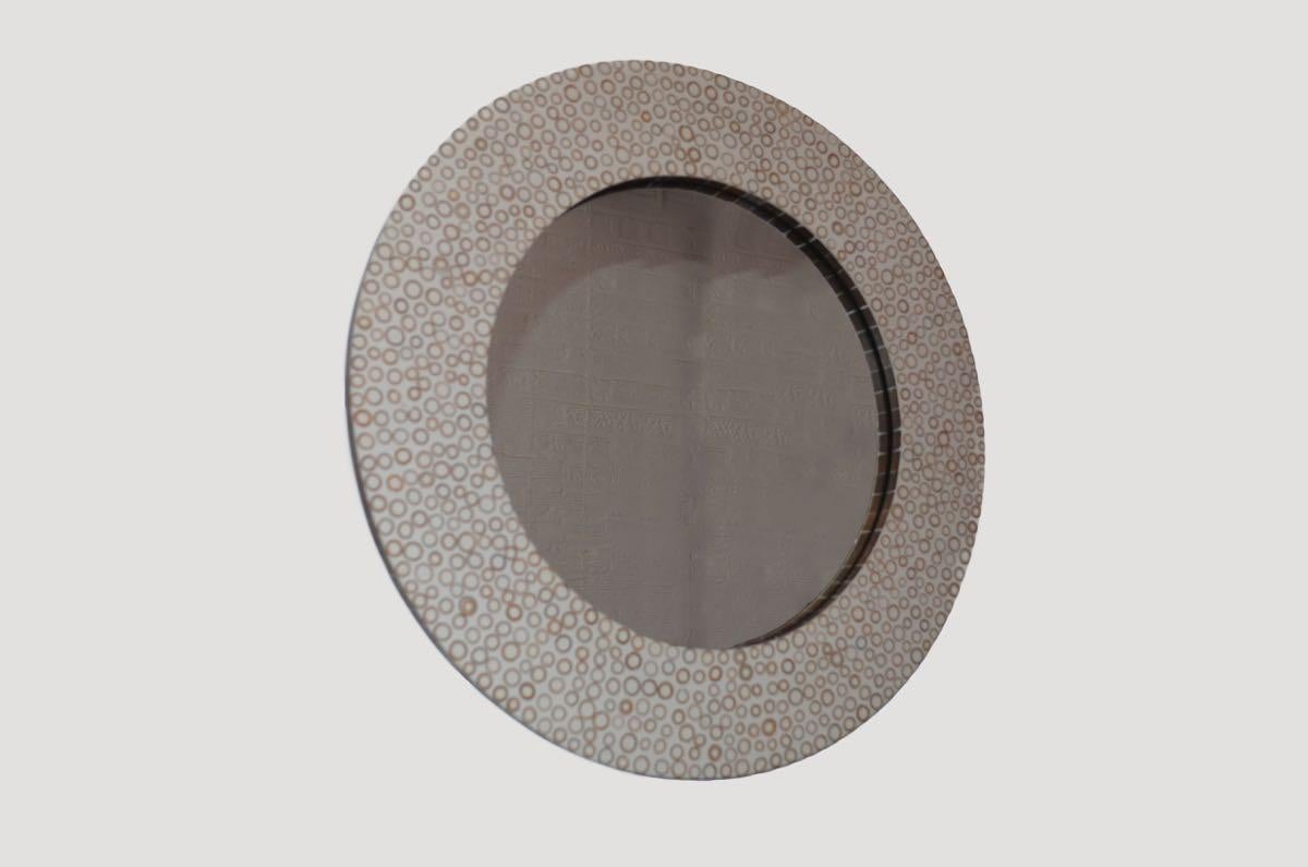 Andrianna Shamaris Bamboo Inlay Round Mirror In New Condition For Sale In New York, NY