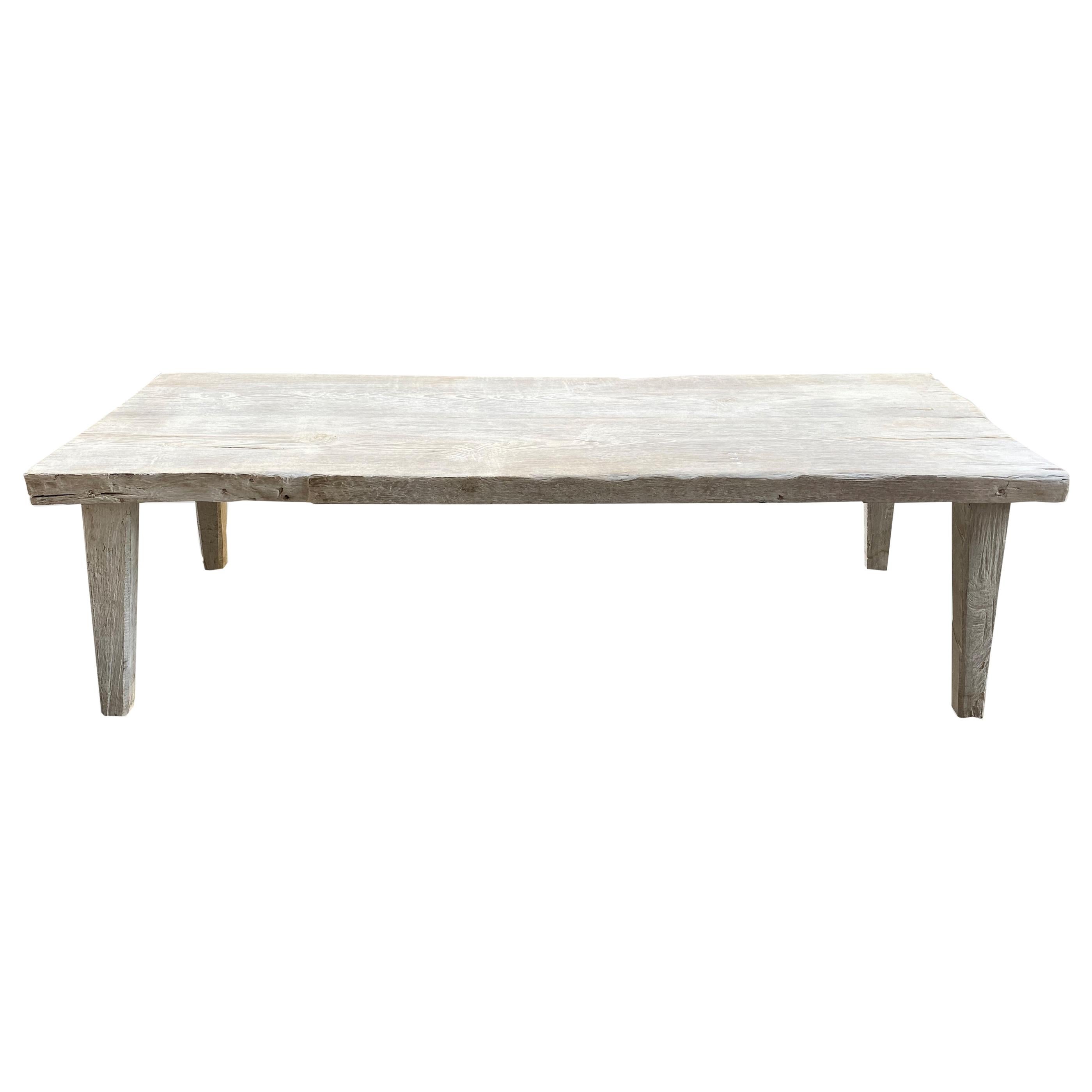 Banc ou table basse Andrianna Shamaris en bois de teck blanchi