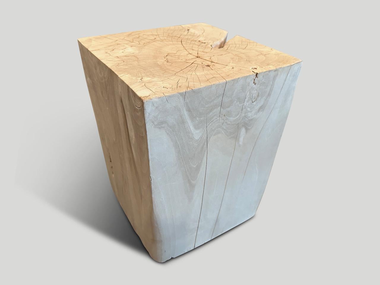 Beautiful reclaimed teak wood cylinder side table or stool. Bleached to a bone finish and carved into a minimalist cylinder whilst respecting the natural organic wood. Also available charred. We have a collection. The images reflect one.

The St.