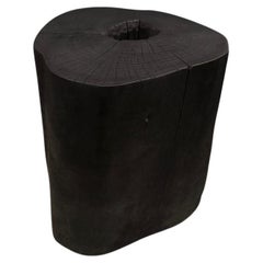 Andrianna Shamaris Mesa auxiliar de madera de lichi carbonizada