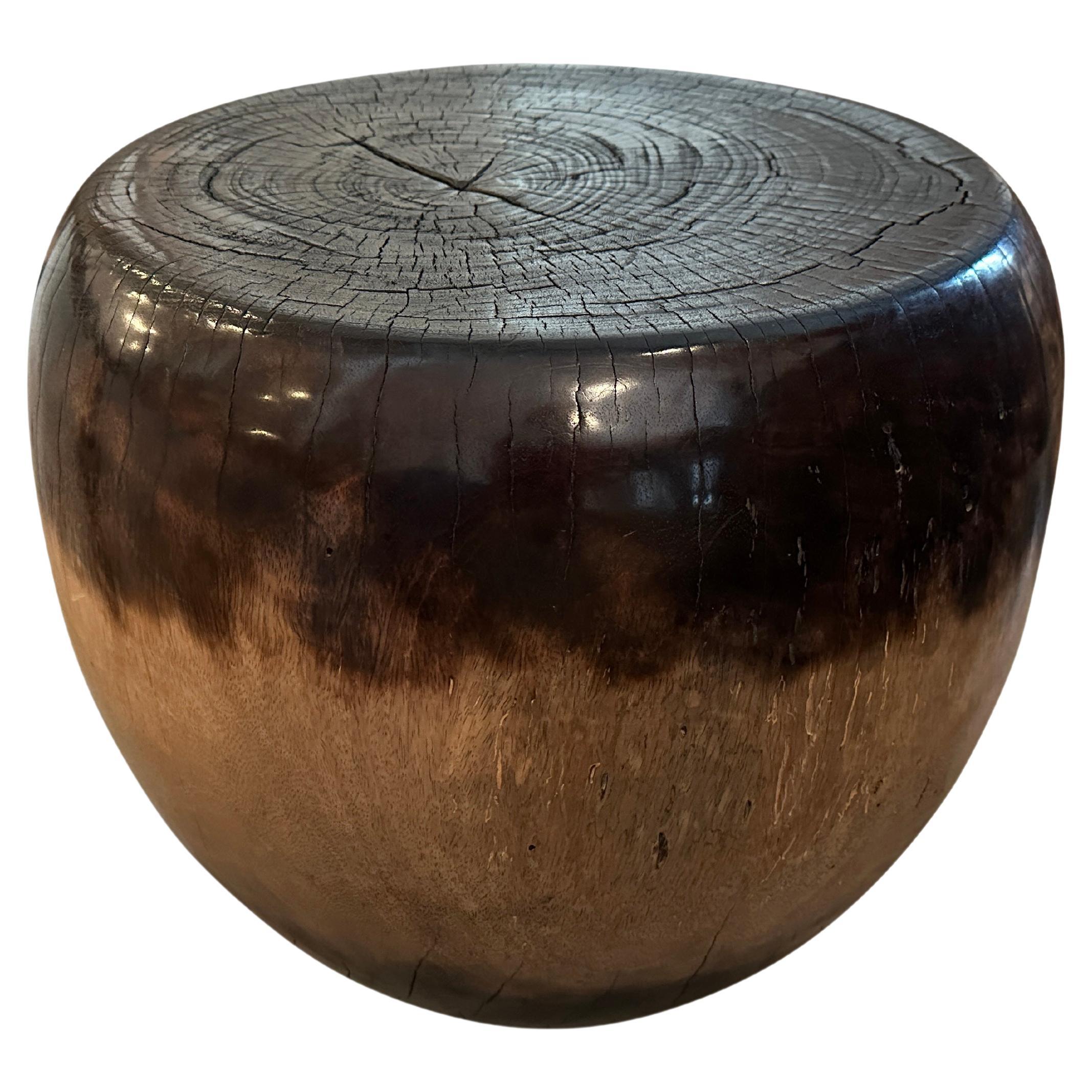 Table d'appoint Andrianna Shamaris en forme de tambour en bois de Mango