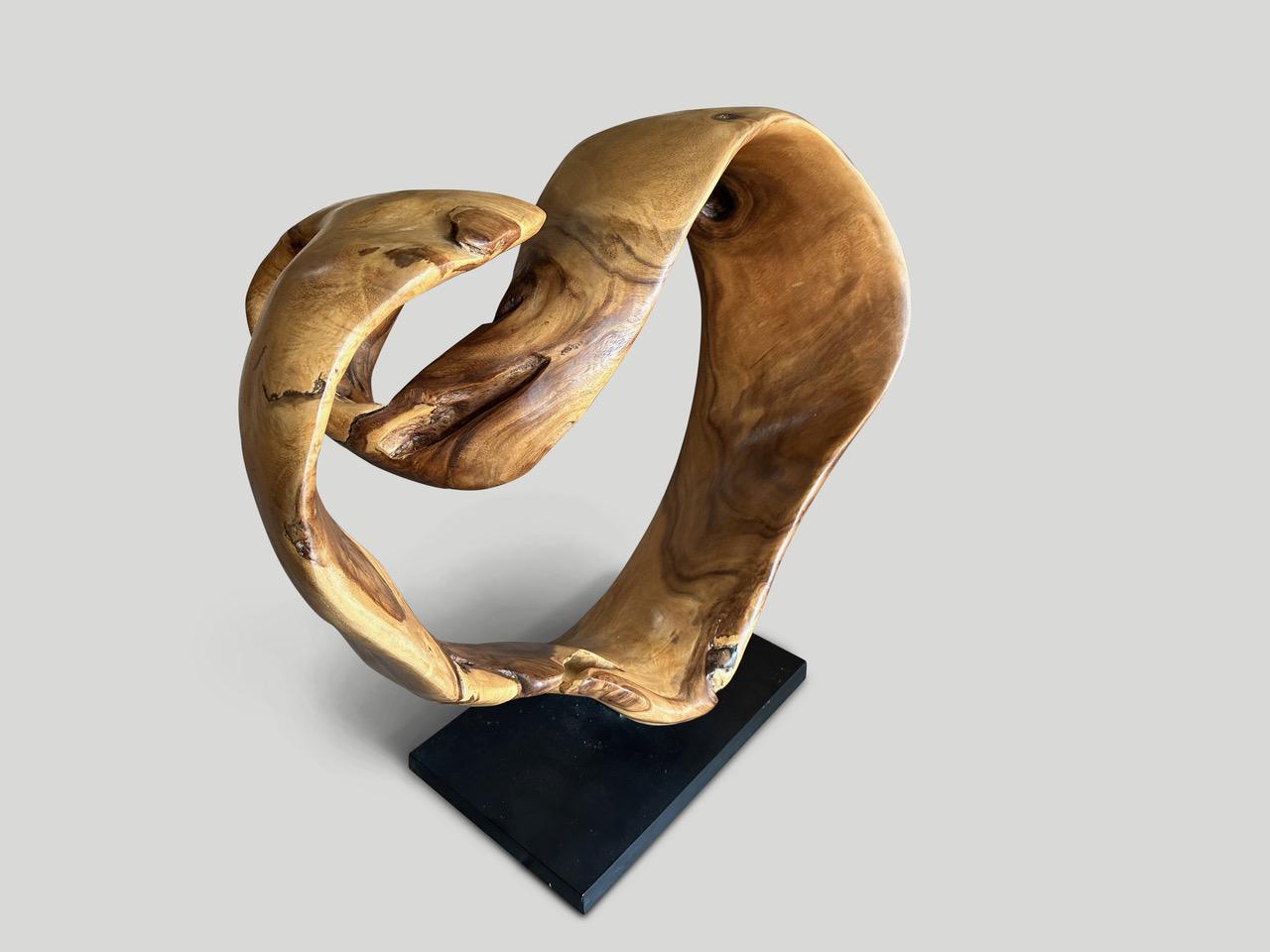 Andrianna Shamaris Heart Shaped Sculpture In Excellent Condition For Sale In New York, NY