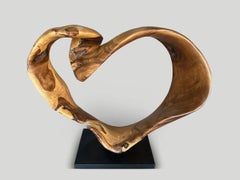 Andrianna Shamaris Scultura a forma di cuore 