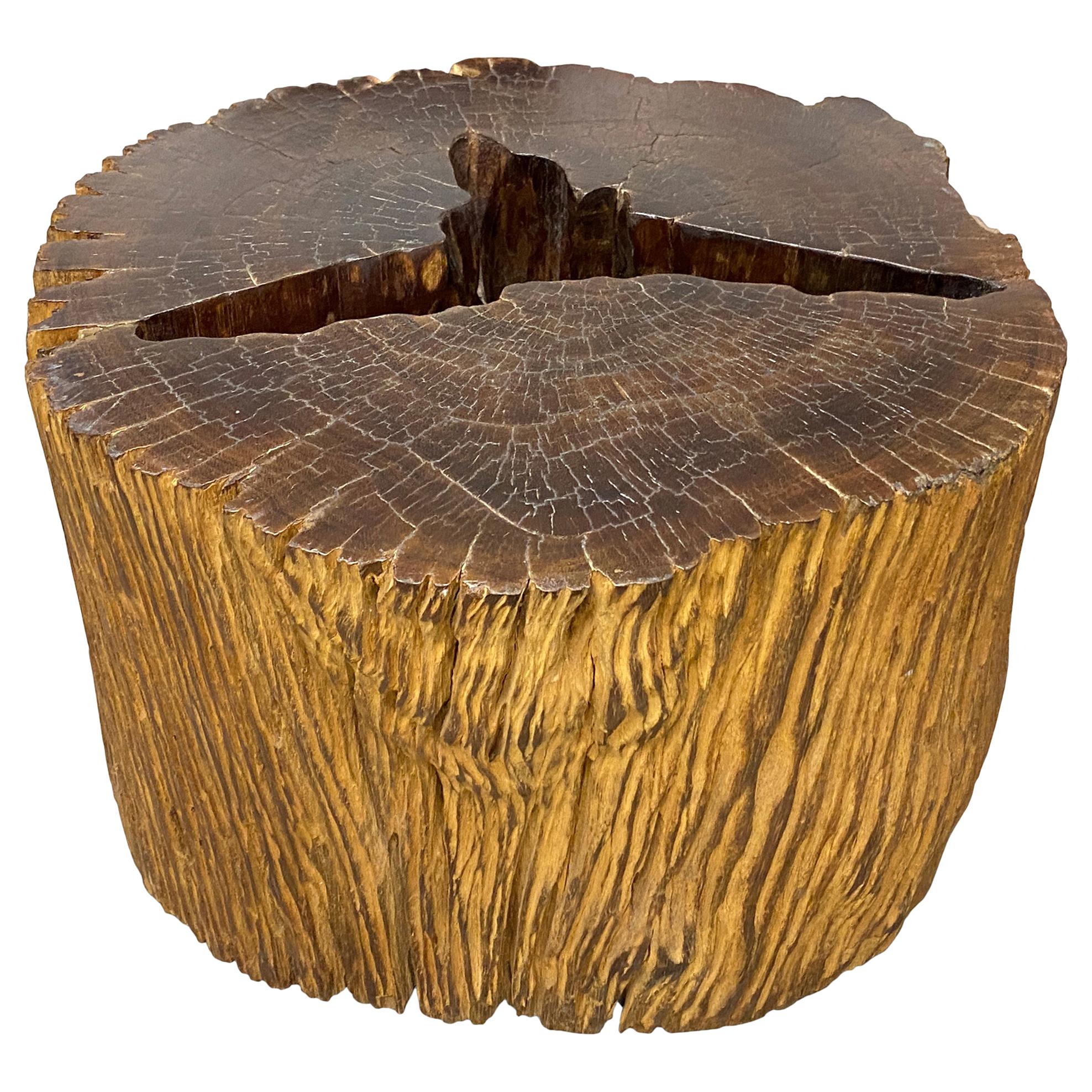 Table d'appoint Andrianna Shamaris en bois de fer en vente