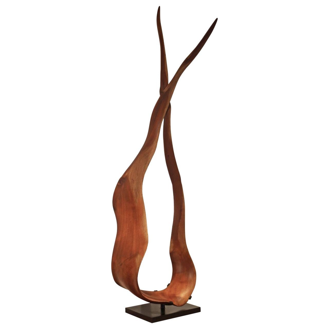 Andrianna Shamaris Mahagoni-Holz-Skulptur im Angebot