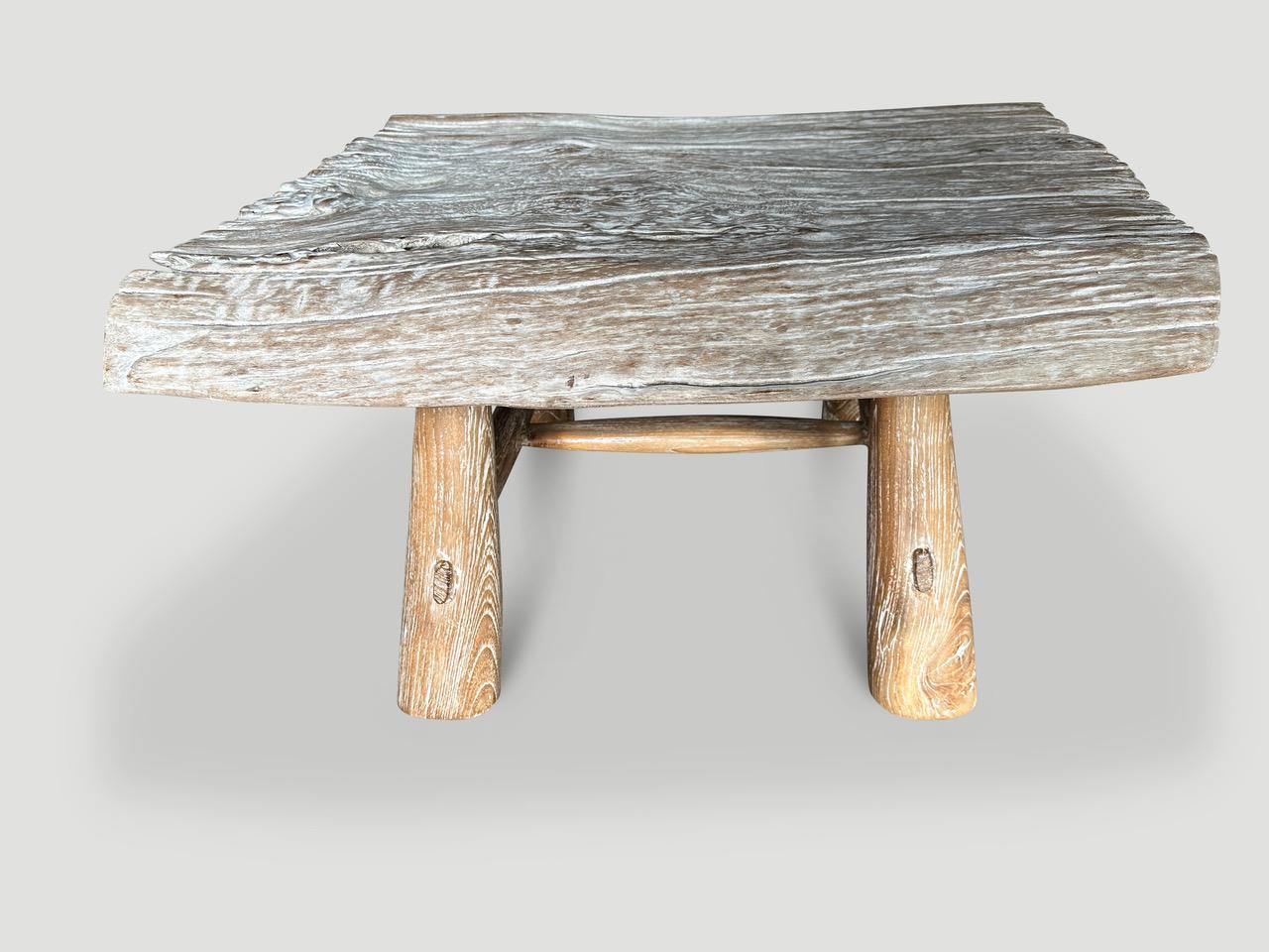 Andrianna Shamaris Table basse Couture Mid Century Excellent état - En vente à New York, NY
