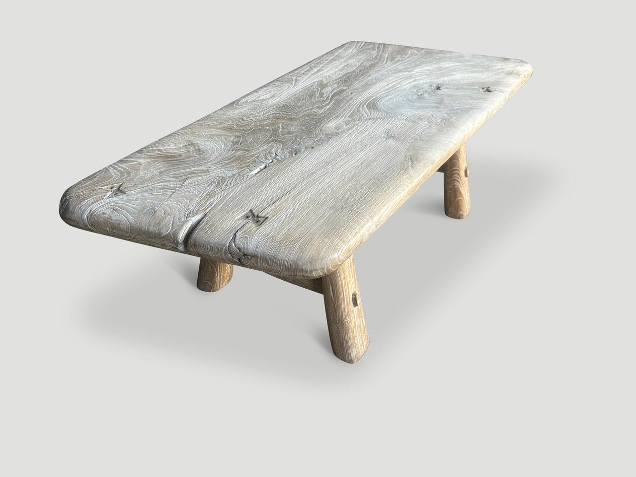 Andrianna Shamaris Table basse Couture Mid Century Bon état - En vente à New York, NY