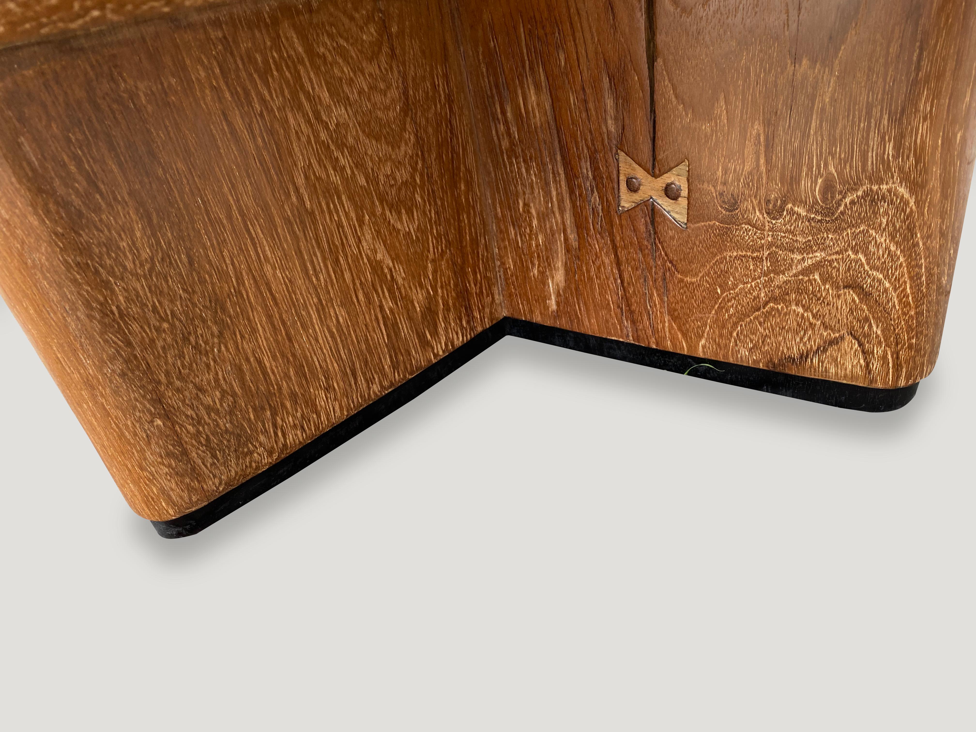 Mid-Century Modern Andrianna Shamaris Mid Century Couture Teck Low Profile Single Slab Coffee Table en vente