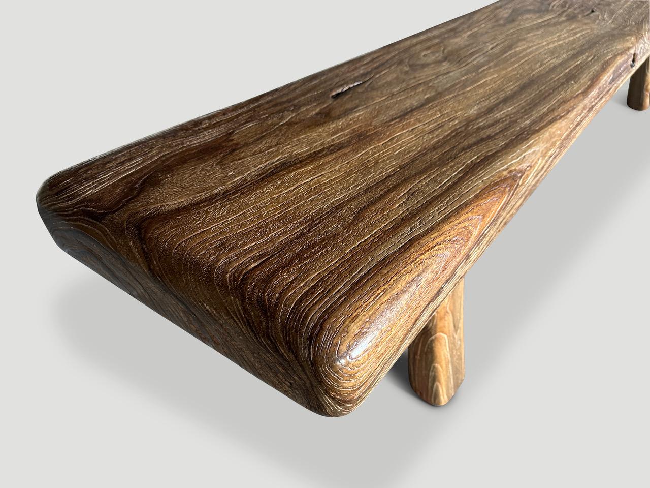 XXIe siècle et contemporain Andrianna Shamaris Banc Couture Mid Century en bois de teck en vente