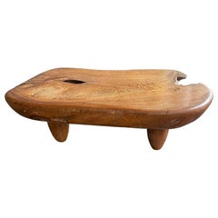 Table basse Andrianna Shamaris en bois de teck haute couture du milieu du siècle dernier