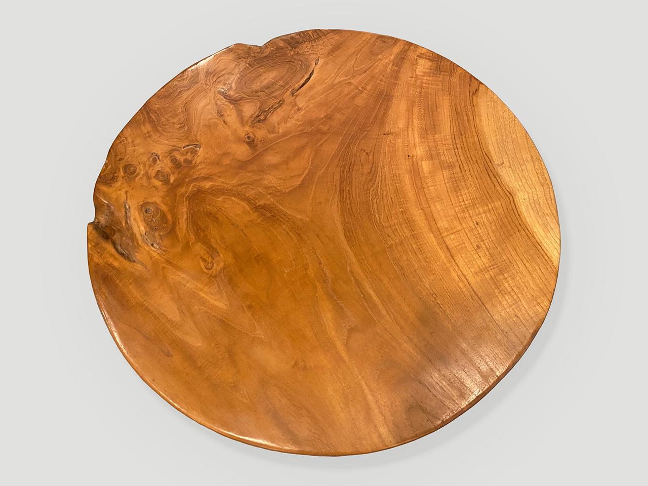 Mid-Century Modern Table basse ronde Andrianna Shamaris de style mi-siècle moderne en vente
