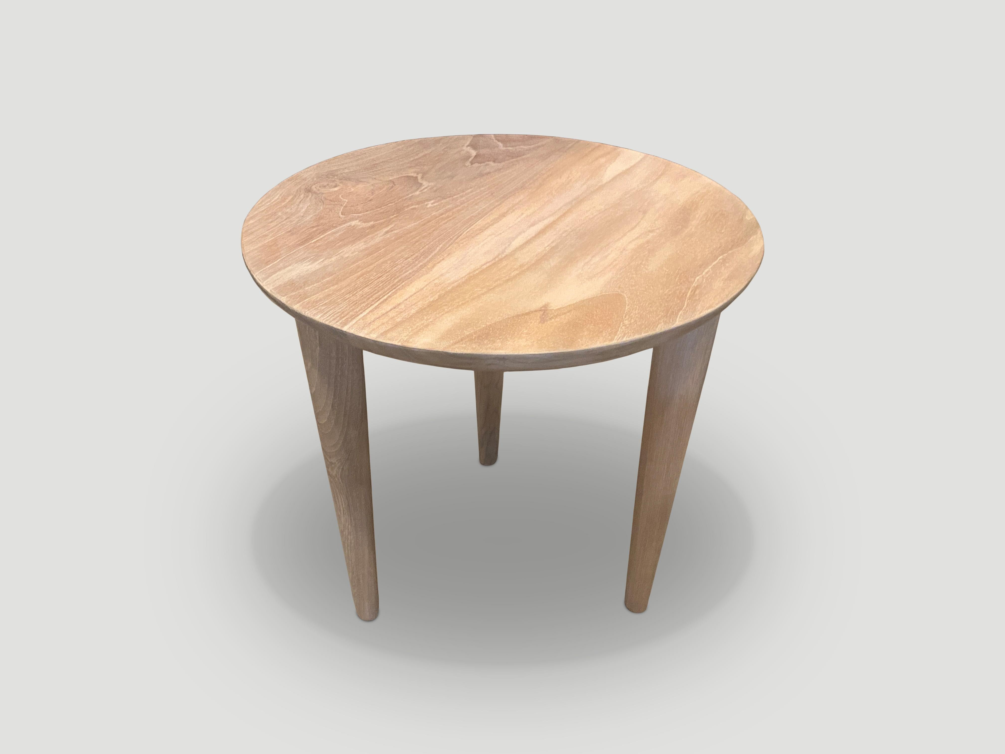 round table leg ideas