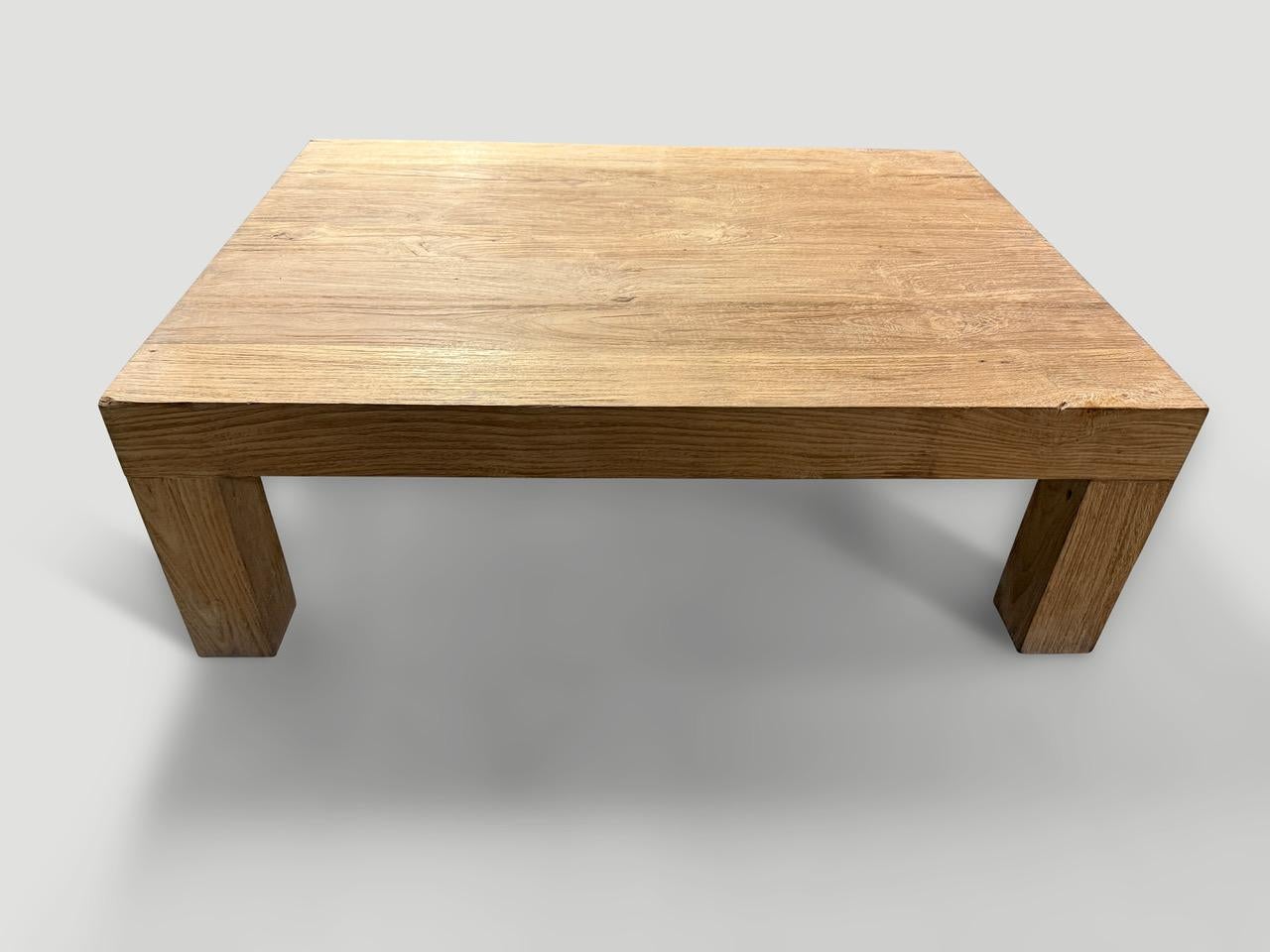 Andrianna Shamaris Minimalist Natural Teak Wood Coffee Table Siglo XXI y contemporáneo en venta