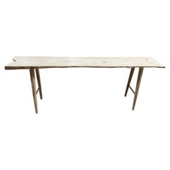Andrianna Shamaris Mesa consola moderna de madera de teca blanqueada orgánica