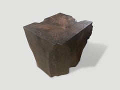 Andrianna Shamaris Tavolino moderno organico in Wood Wood carbonizzato