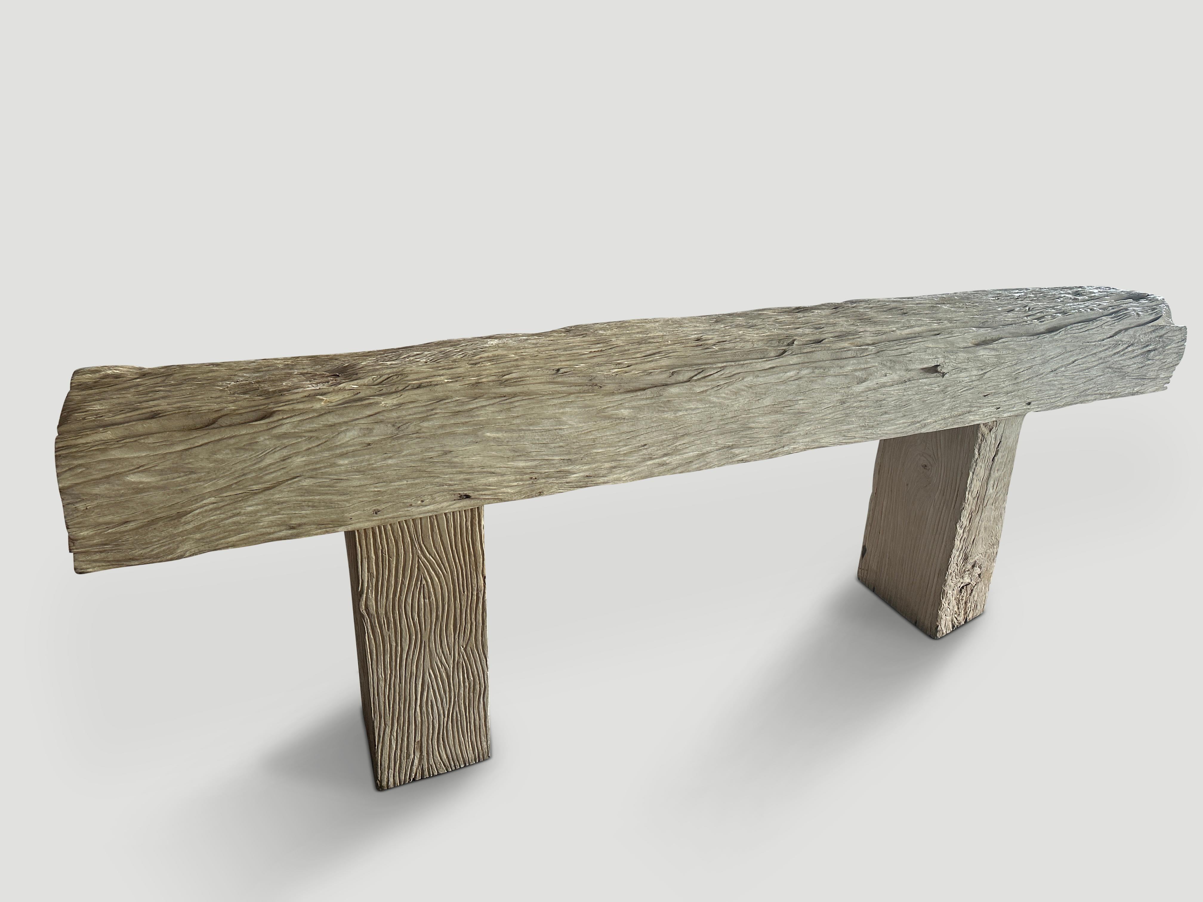 Andrianna Shamaris Mesa consola monumental de madera de teca blanqueada en Bueno estado para la venta en New York, NY