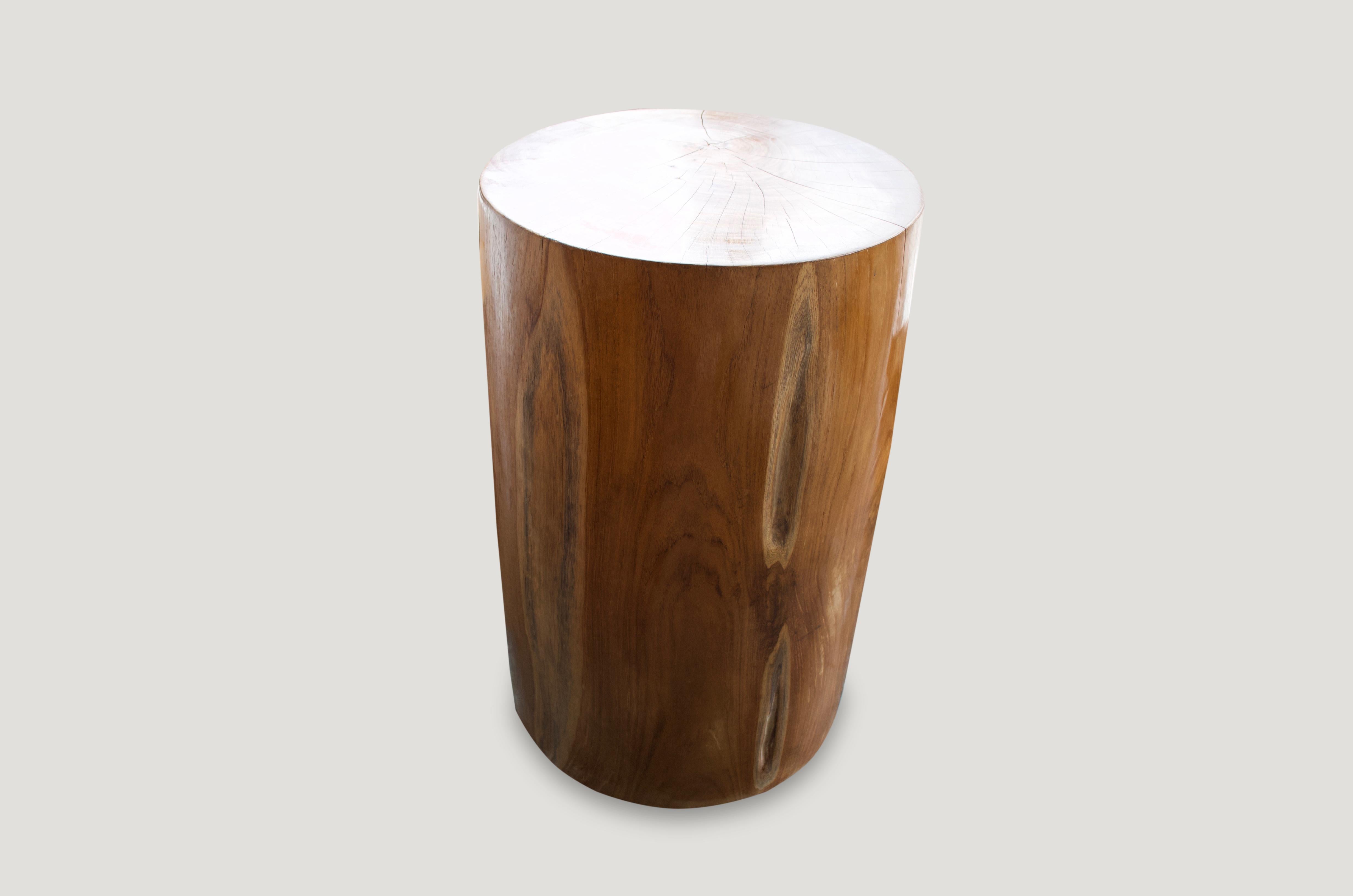 Andrianna Shamaris Natural Teak Wood Pedestal In Excellent Condition For Sale In New York, NY