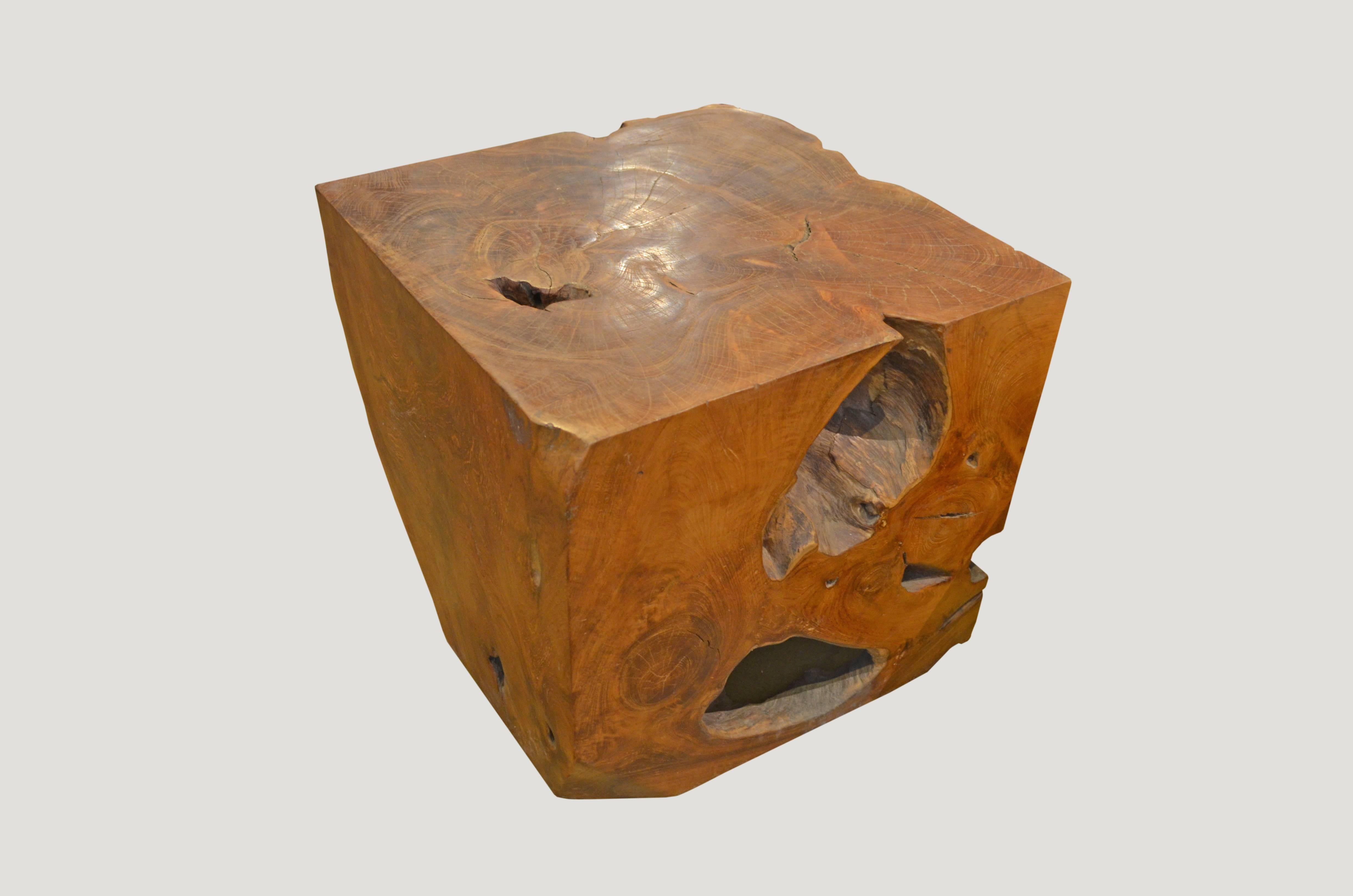 Single root reclaimed teakwood side table or pedestal. Sanded and polished with a natural oil finish.

Own an Andrianna Shamaris original. 

Andrianna Shamaris. The Leader In Modern Organic Design. 