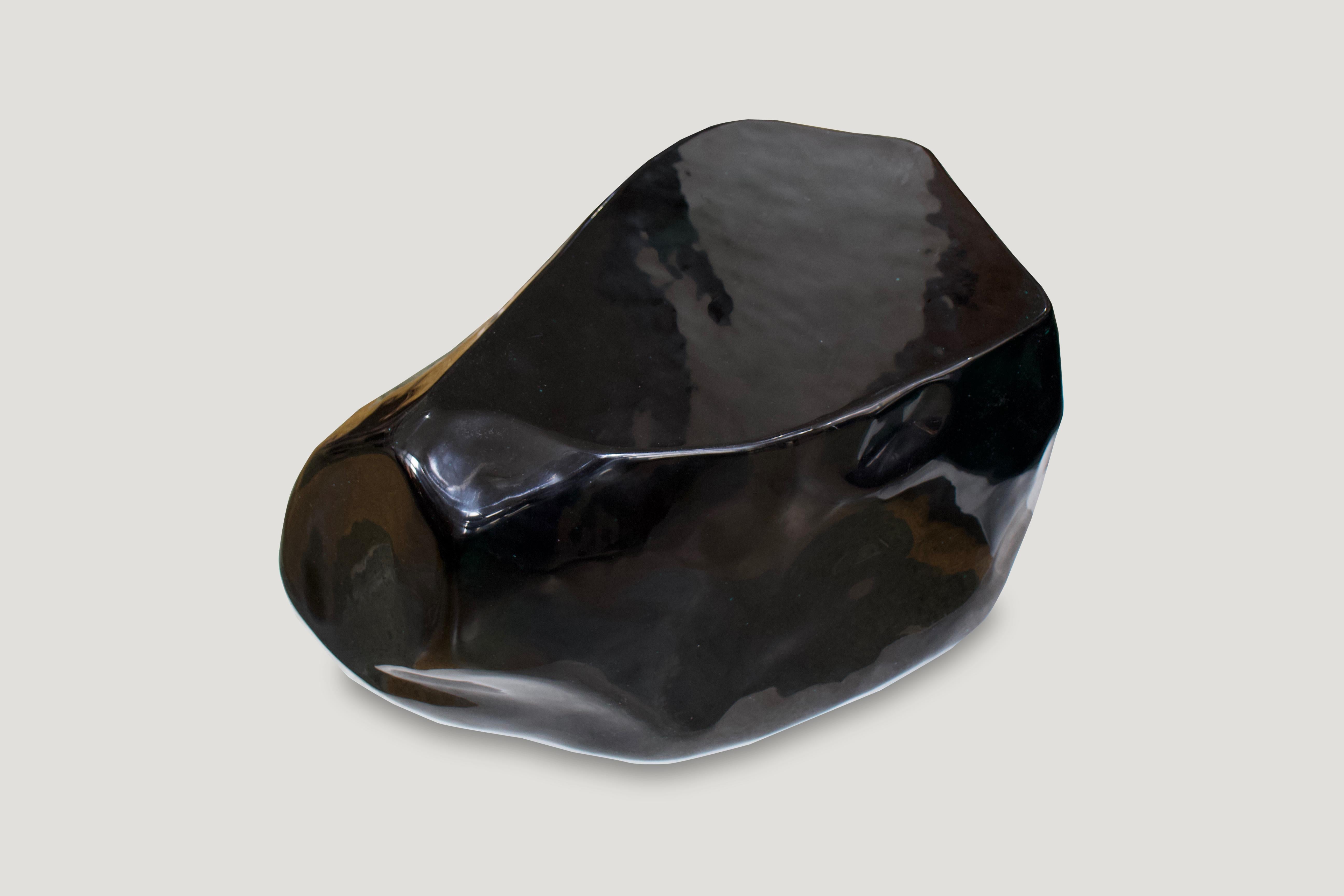 obsidian table