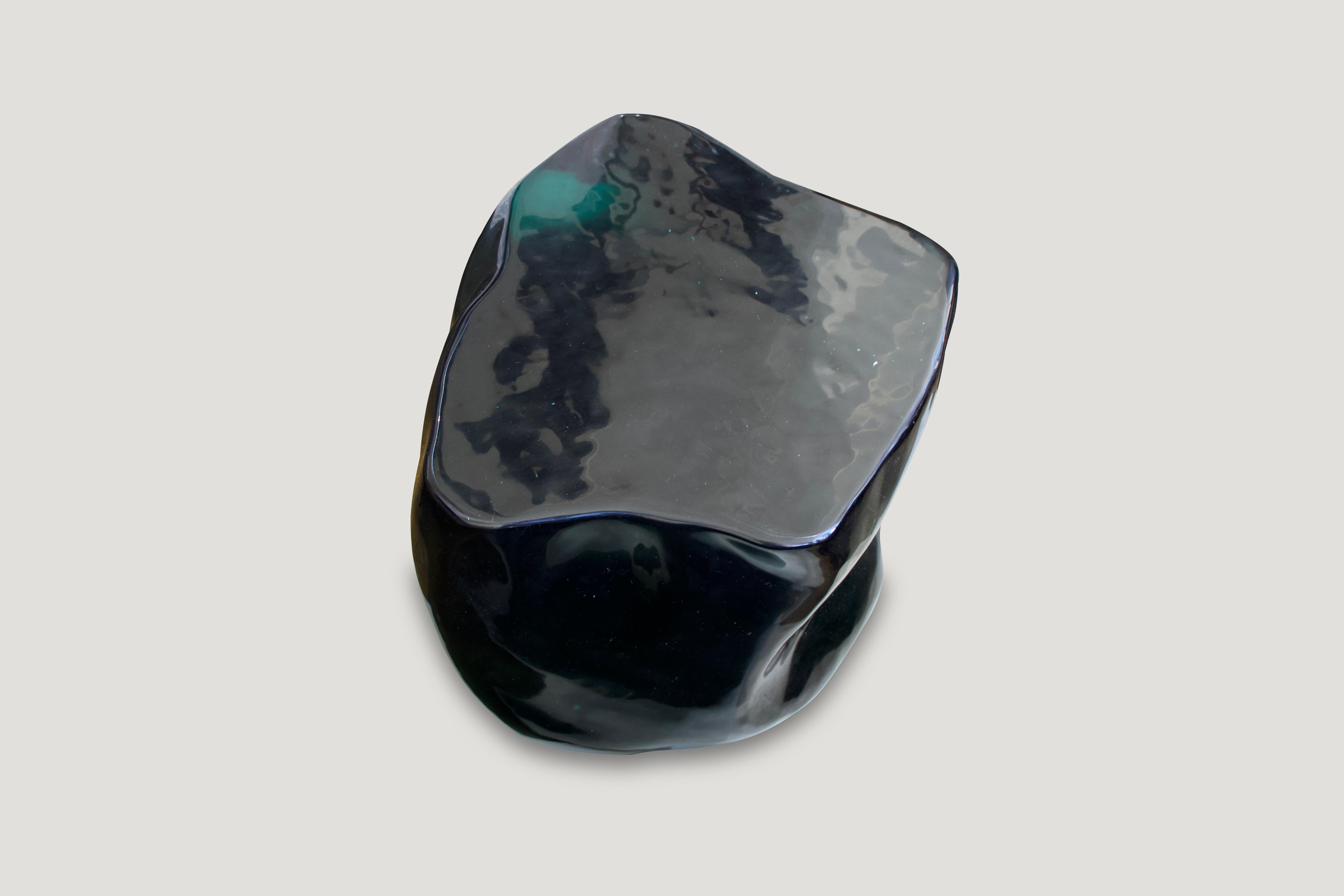 Andrianna Shamaris Obsidian Volcanic Glass Side Table In Excellent Condition In New York, NY