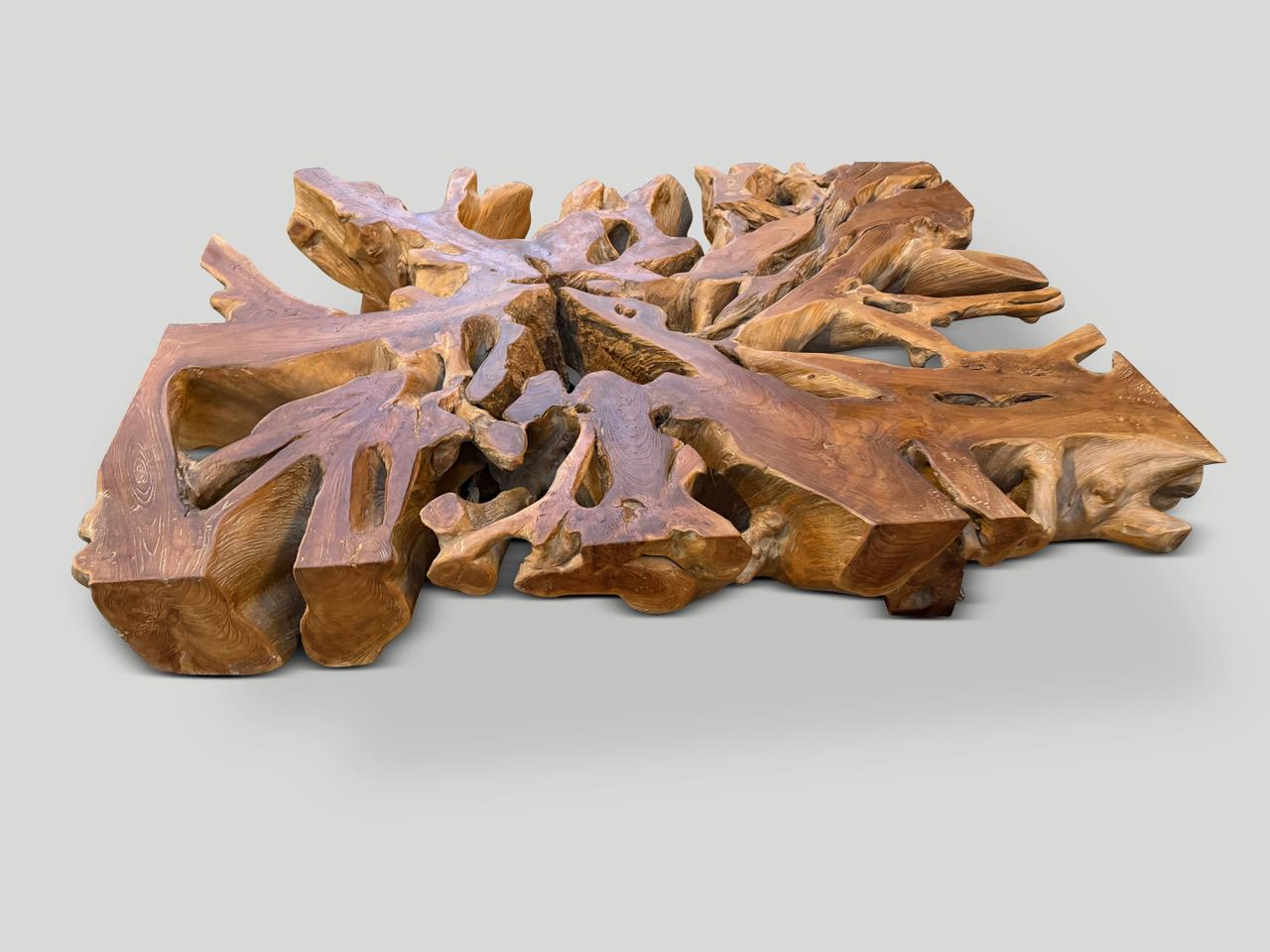 Andrianna Shamaris Organic Century Old Teak Wood Coffee Table In condizioni ottime in vendita a New York, NY