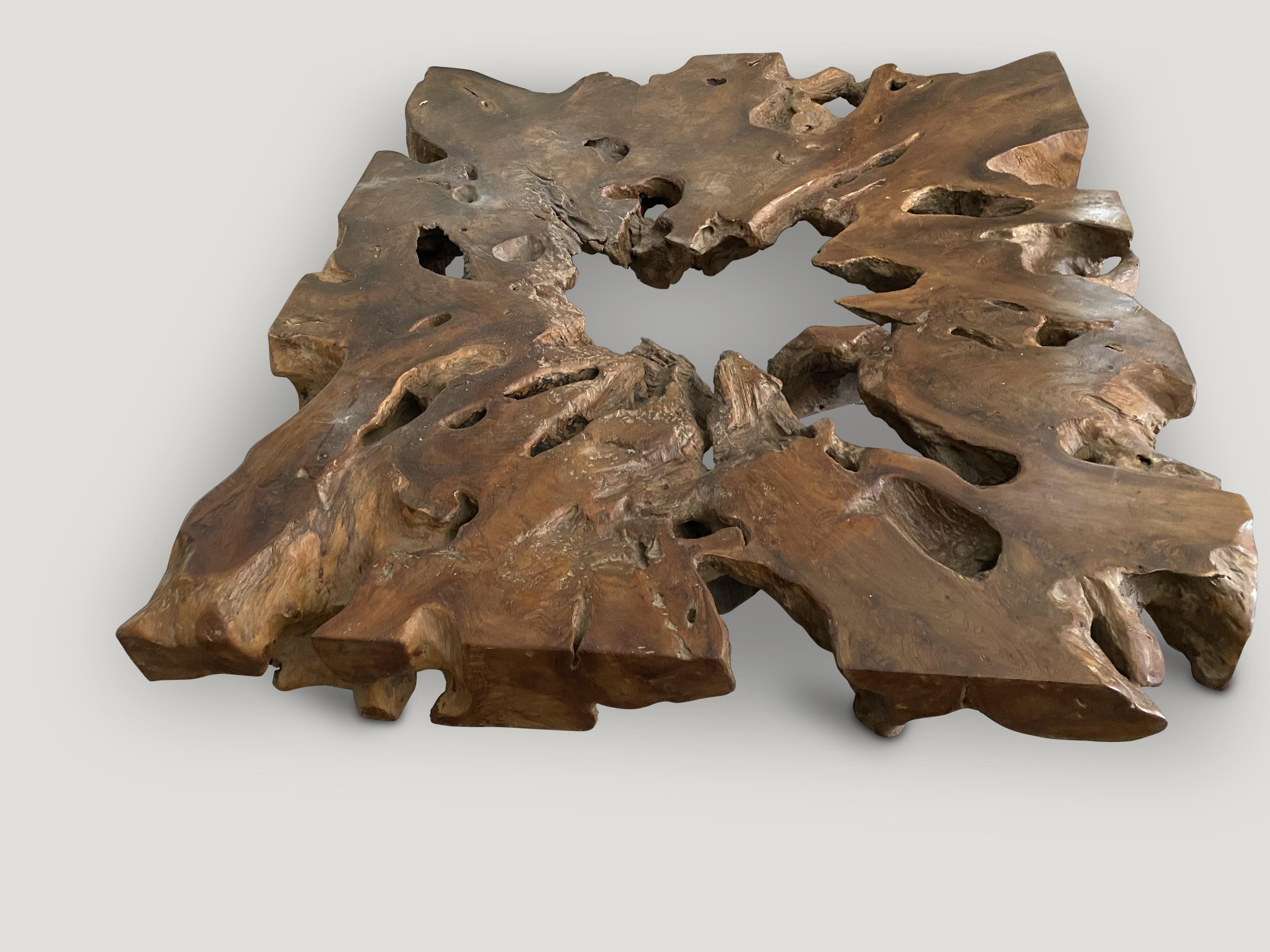 Andrianna Shamaris Table basse en bois de teck vieux d'un siècle Excellent état à New York, NY