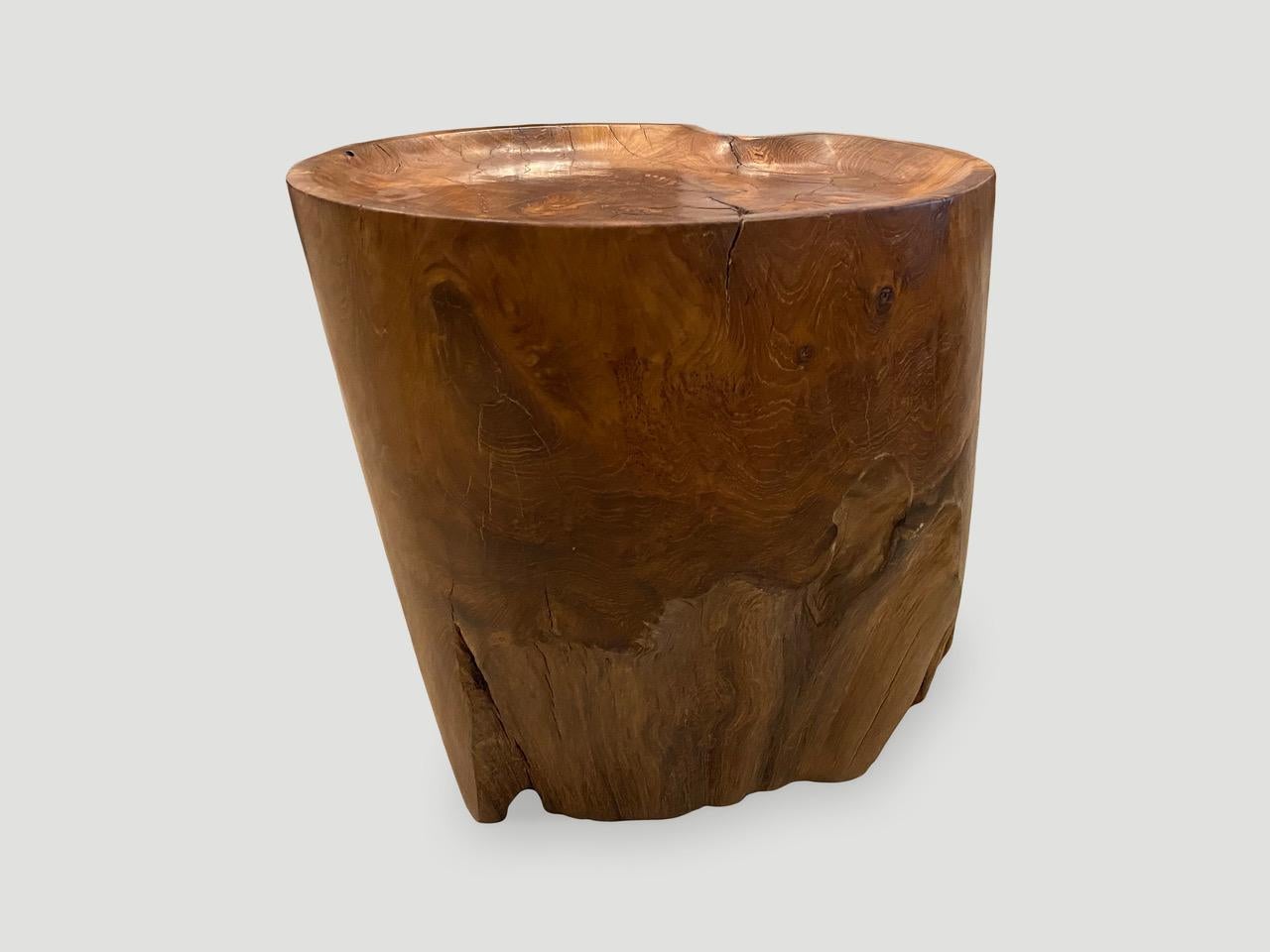 Andrianna Shamaris Organic Natural Teak Wood Tray Side Table In Excellent Condition For Sale In New York, NY