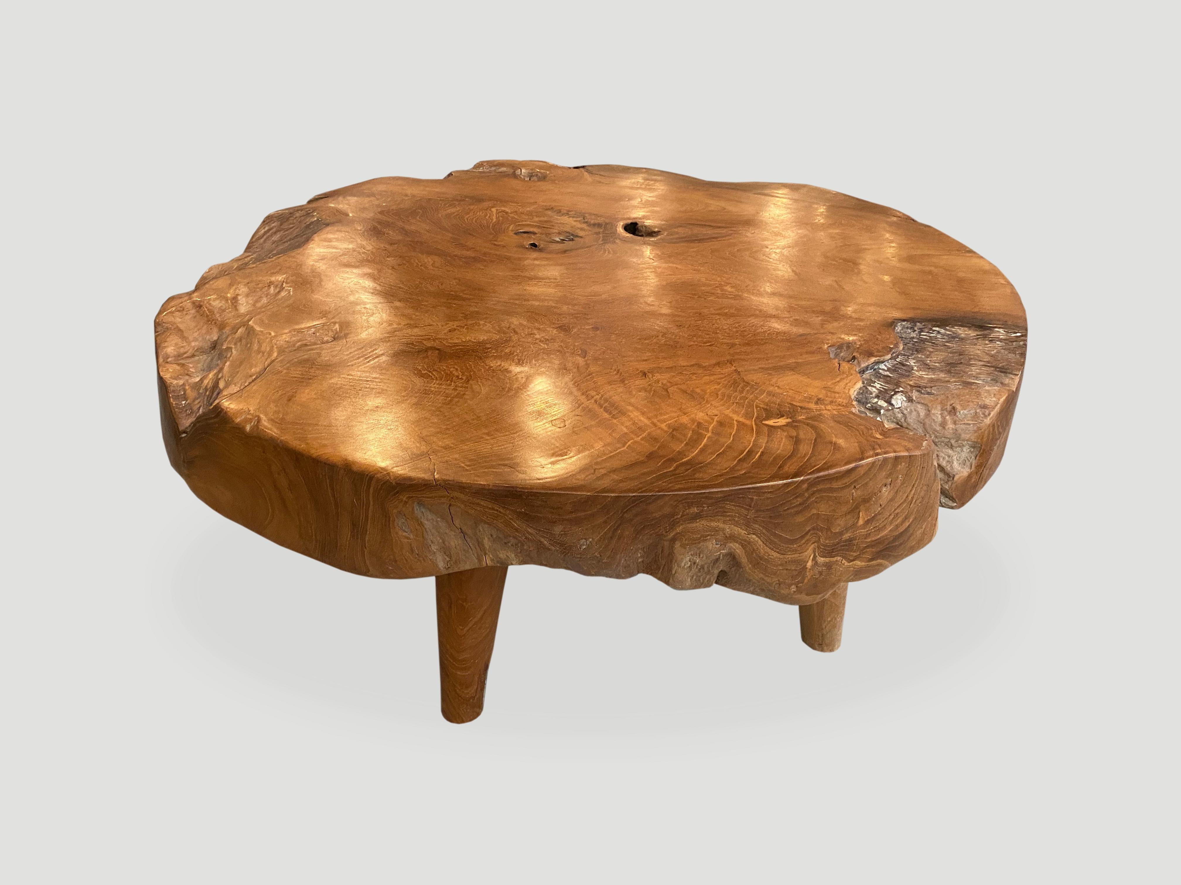 Andrianna Shamaris Organic Round Coffee Table with Midcentury Style Cone Legs In Excellent Condition In New York, NY