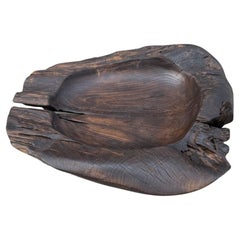 Andrianna Shamaris Vasija escultórica de madera de teca sobredimensionada y carbonizada