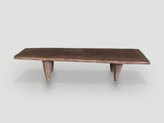 Andrianna Shamaris Rare table basse ancienne africaine Senufo