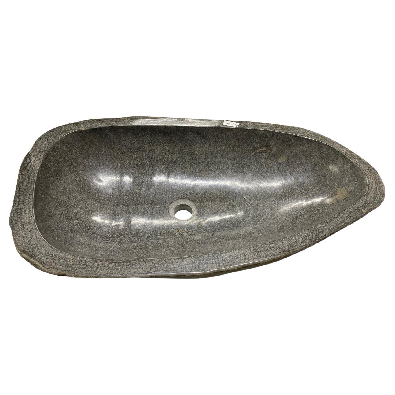 Andrianna Shamaris Vaso di roccia del fiume in vendita