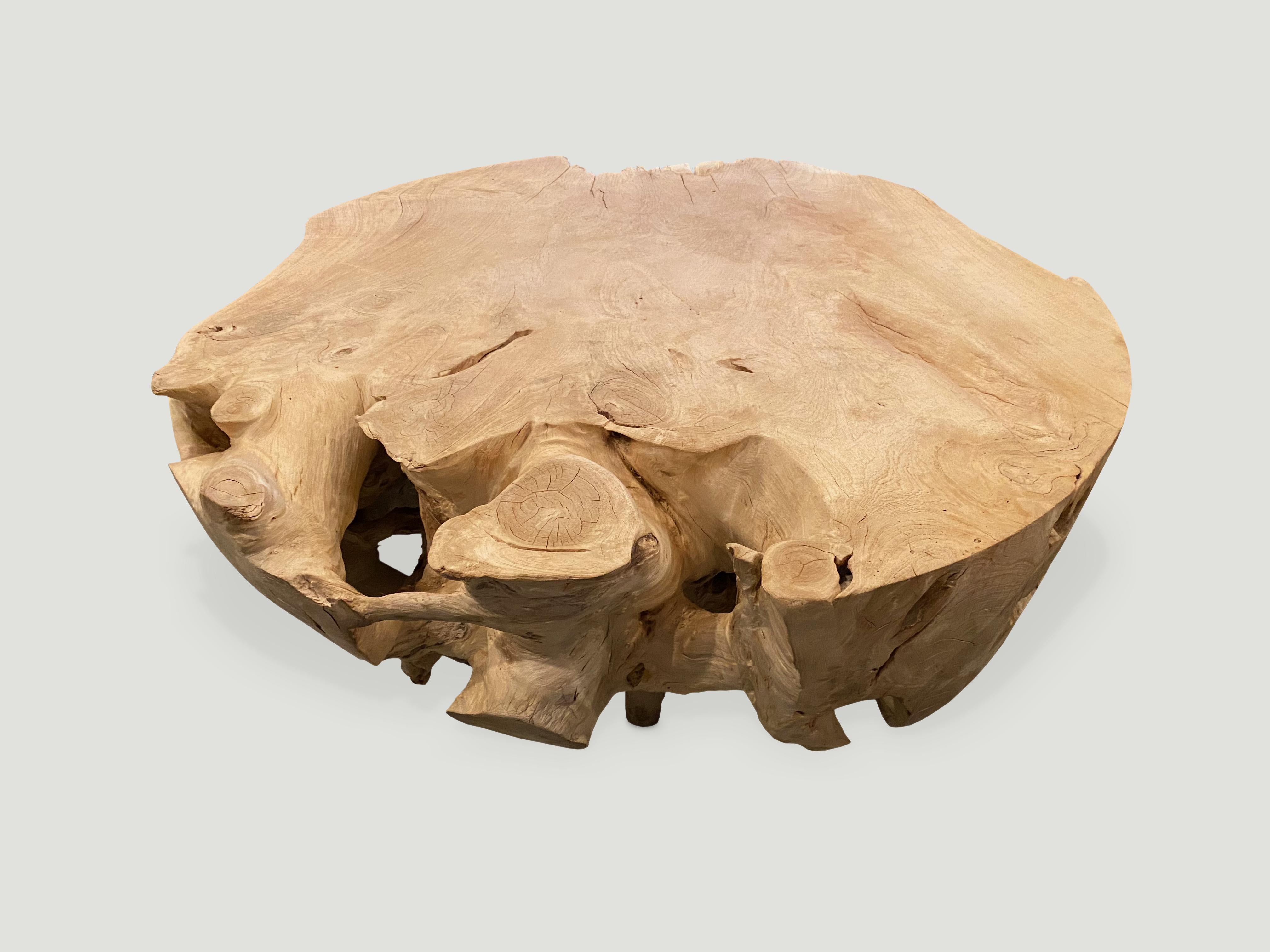 Organic round reclaimed bleached teak wood coffee table. Perfect for inside or outside living.

The St. Barts collection features an exciting new line of organic white wash and natural weathered teak furniture. The reclaimed teak is bleached and
