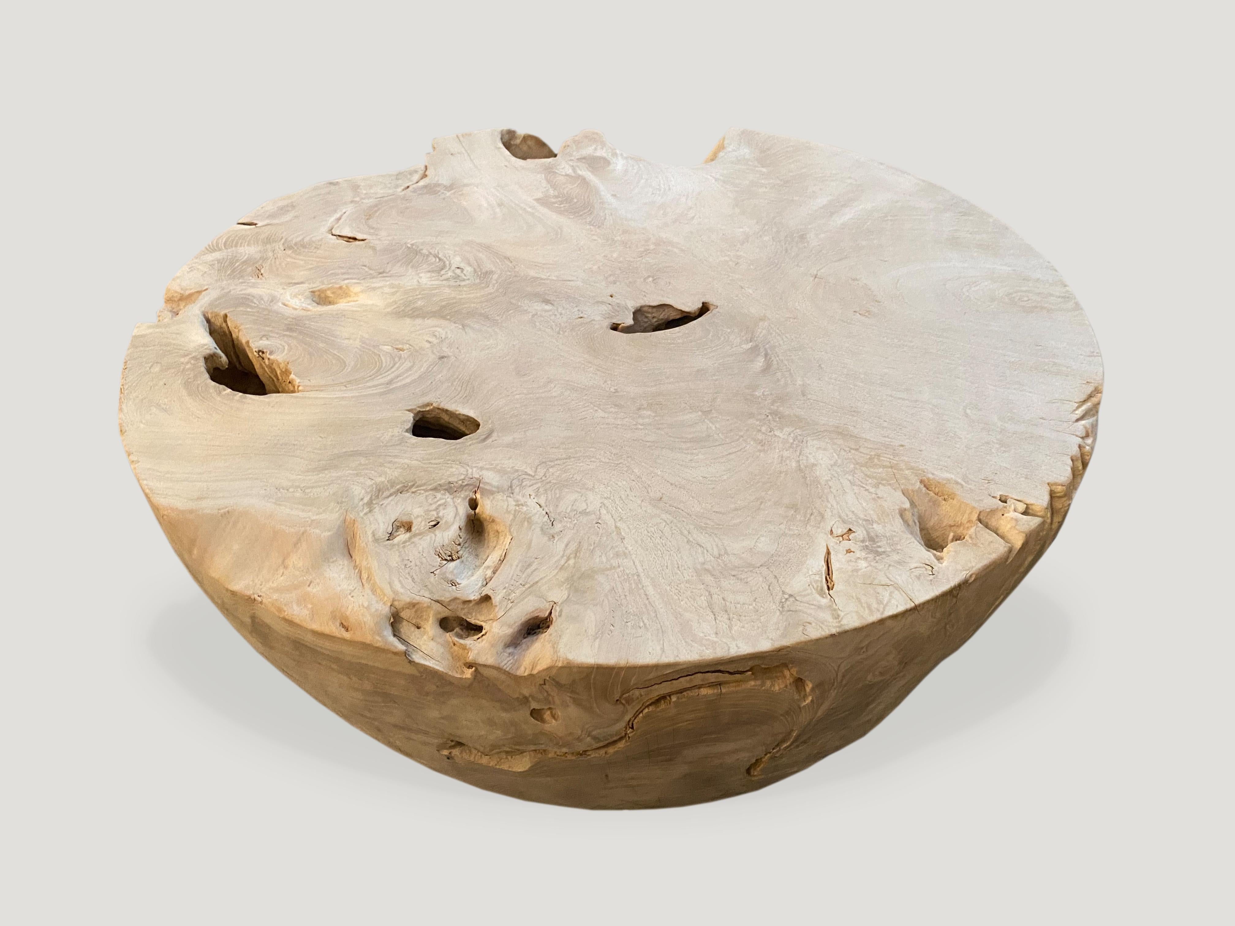 Organic reclaimed round teak coffee table, bleached with a light white washed finish. Perfect for inside or outside living. We can also produce this shape charred or natural teak. 

The St. Barts Collection features an exciting new line of organic