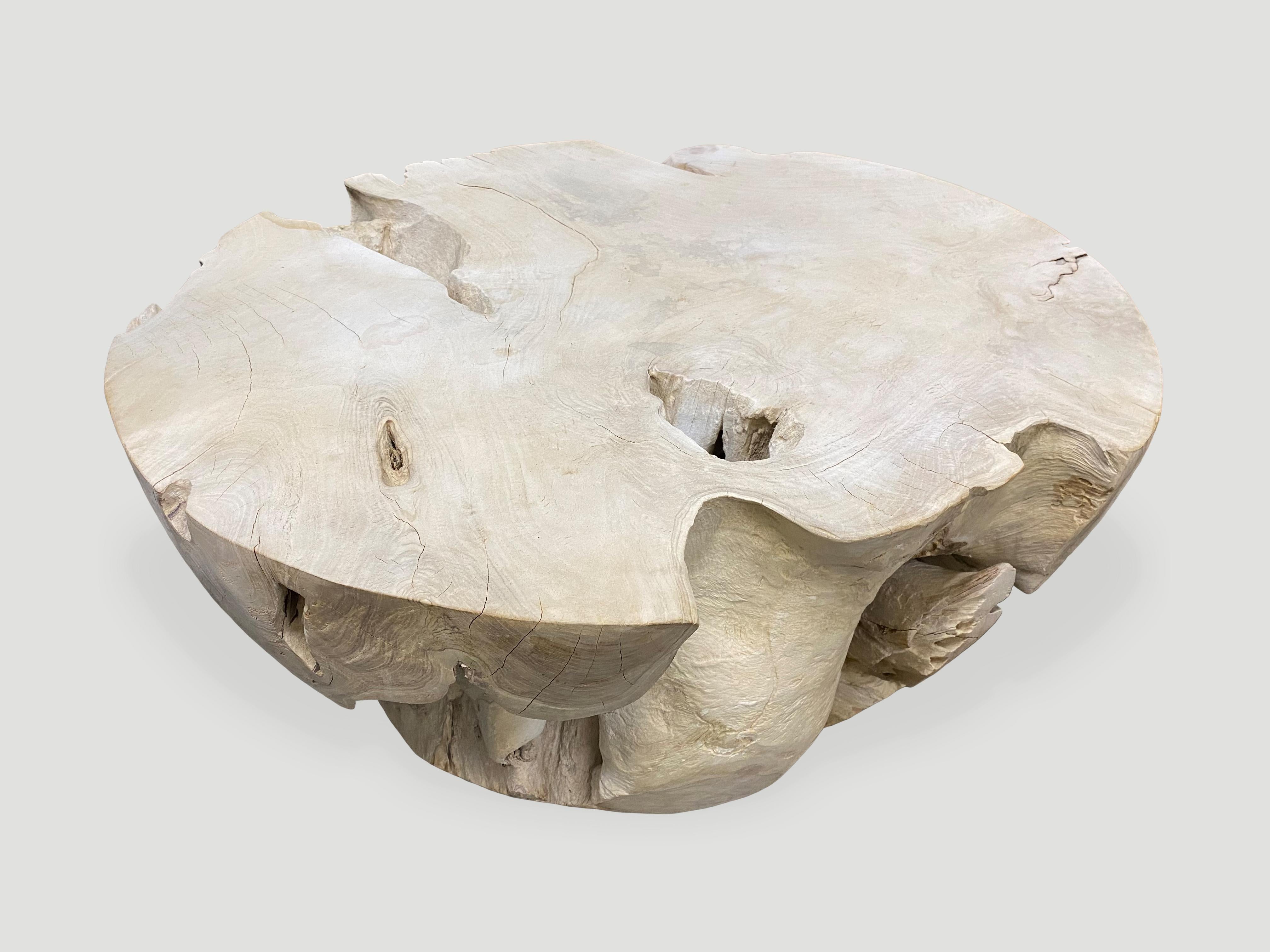 Organic reclaimed teak wood round coffee table, bleached with a light white washed finish revealing the beautiful grain in the wood. We can also produce this shape charred or natural teak. Please inquire.

The St. Barts Collection features an