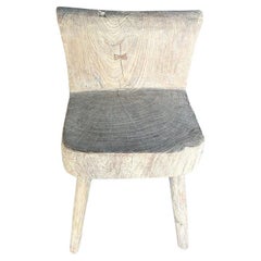 Andrianna Shamaris Chaise ou table d'appoint sculpturale en bois de teck