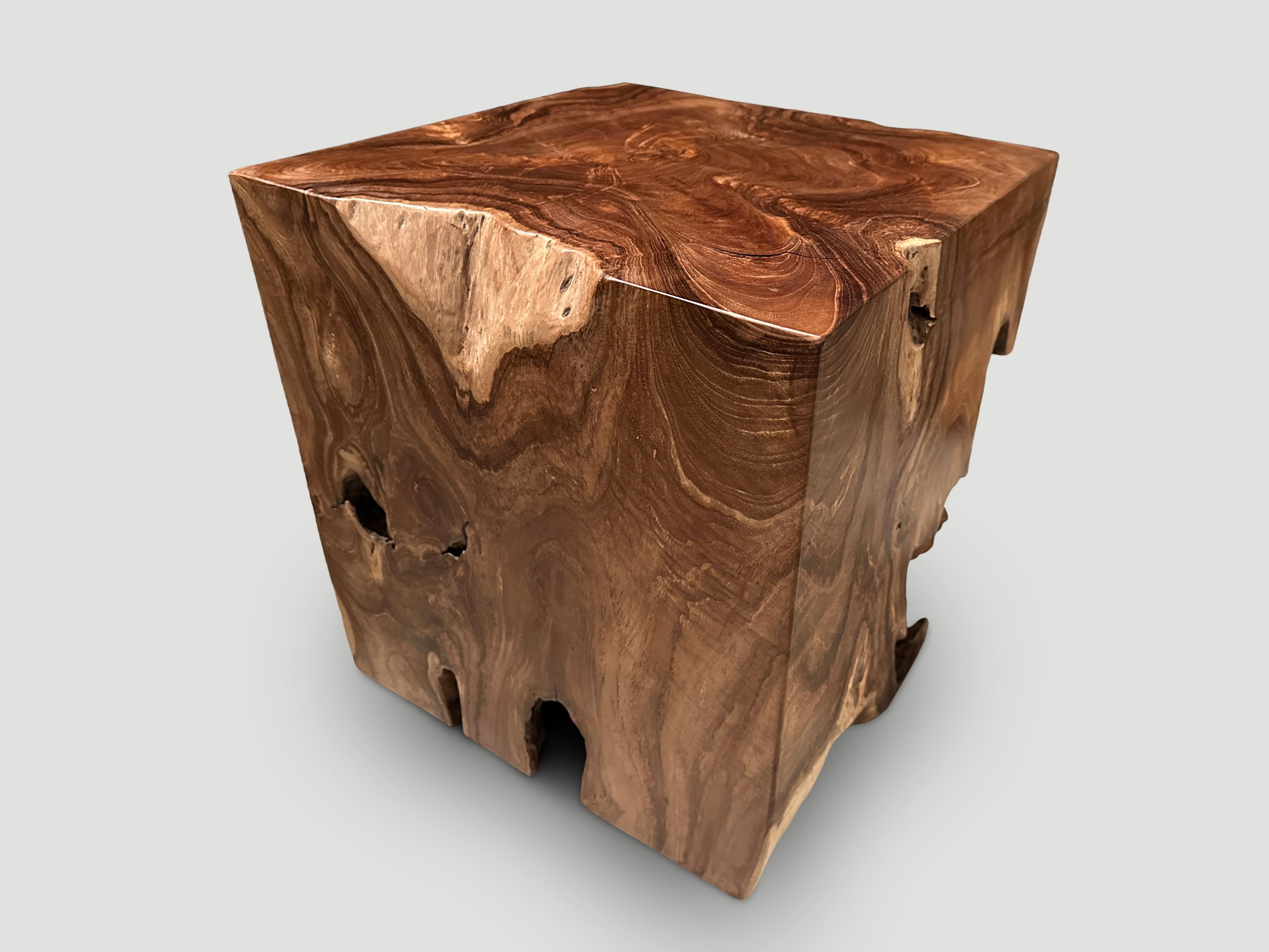 Organic single root reclaimed teak wood side table. Polished with a natural oil revealing the beautiful wood grain. Both usable and sculptural.

Own an Andrianna Shamaris original.

Andrianna Shamaris. The Leader In Modern Organic Design.