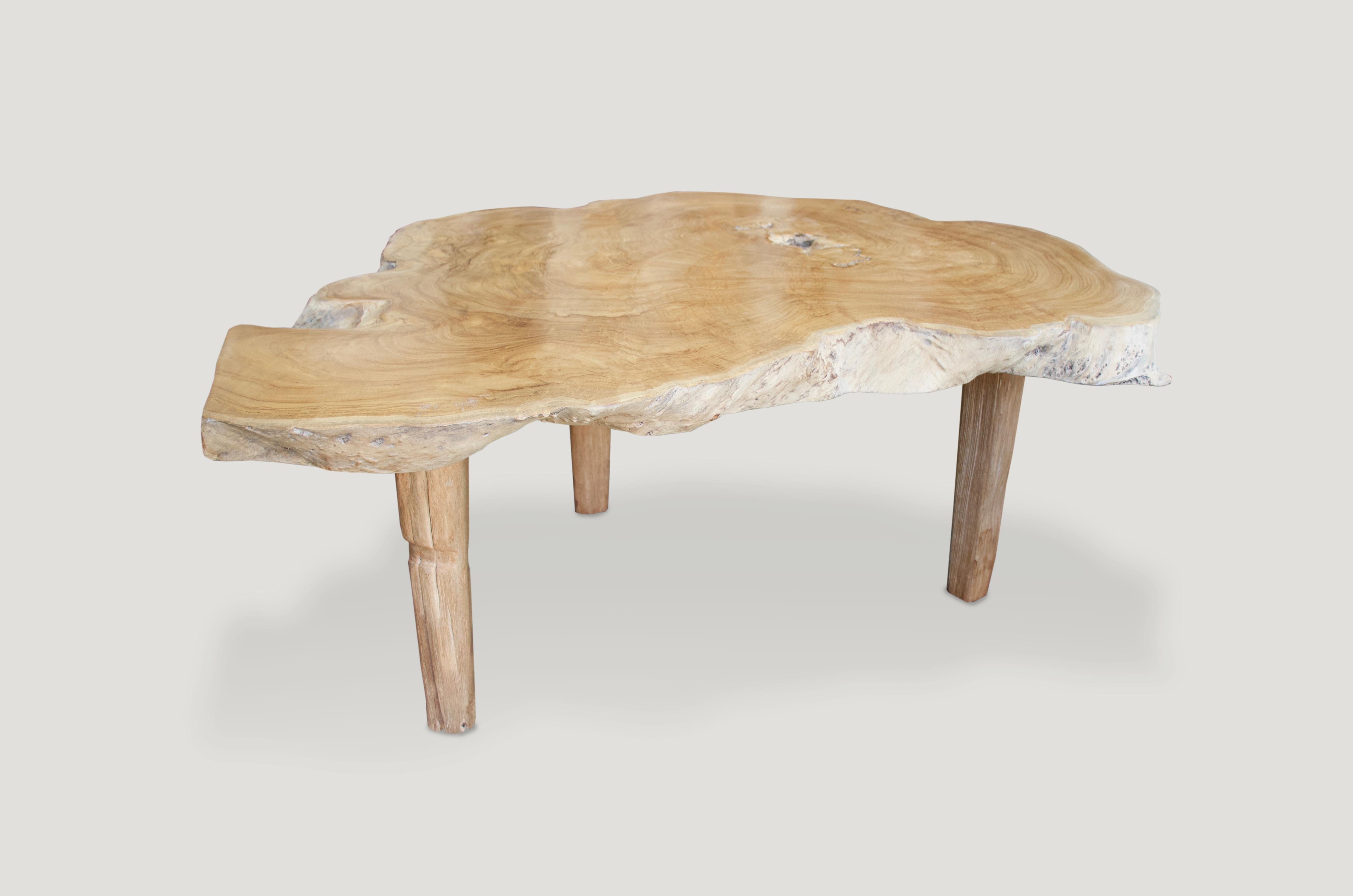 Mid-Century Modern Table basse ou table d'appoint Andrianna Shamaris à bord vif à simple dalle en vente