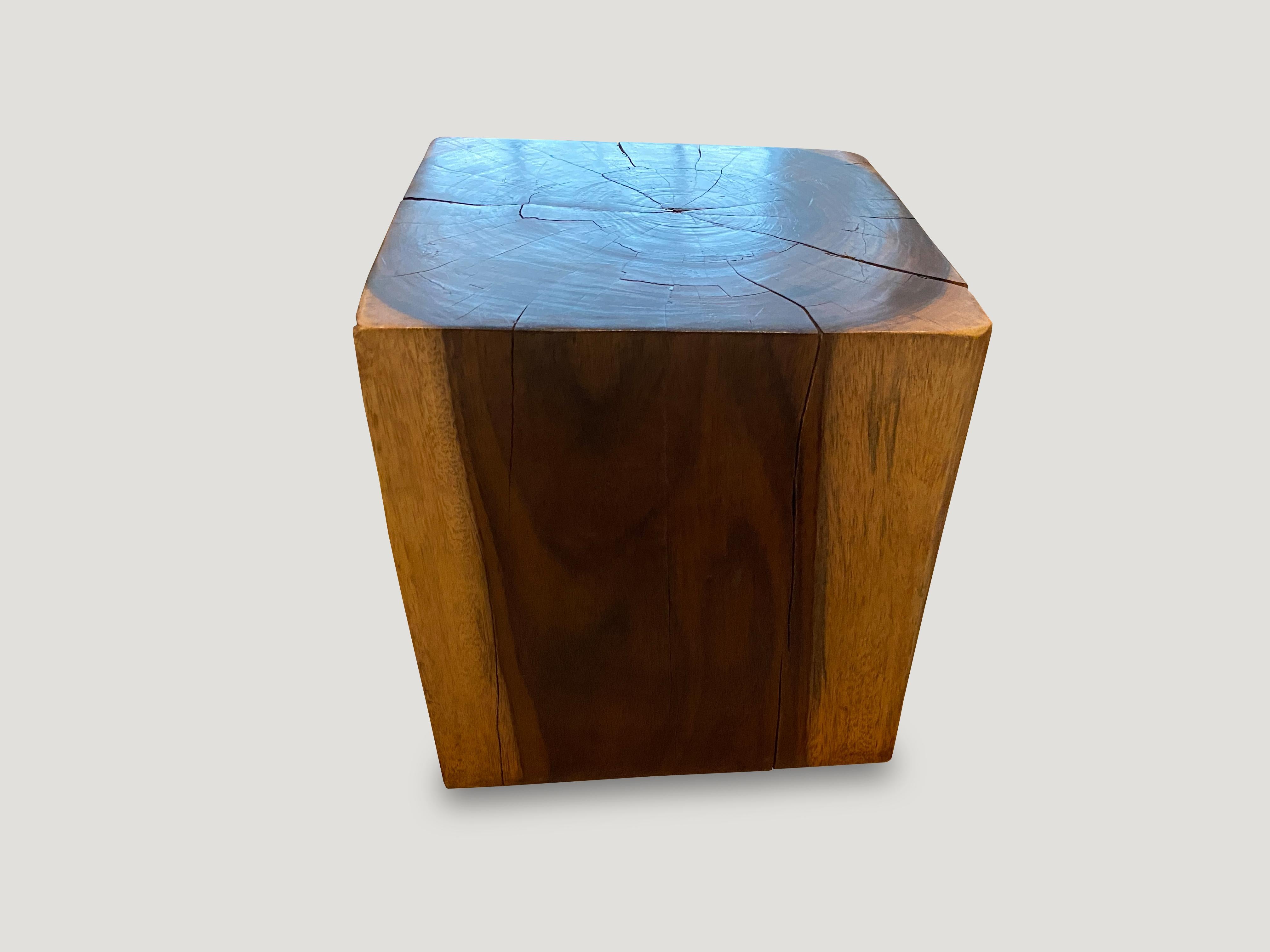Andrianna Shamaris Sono Wood Cube In Excellent Condition For Sale In New York, NY