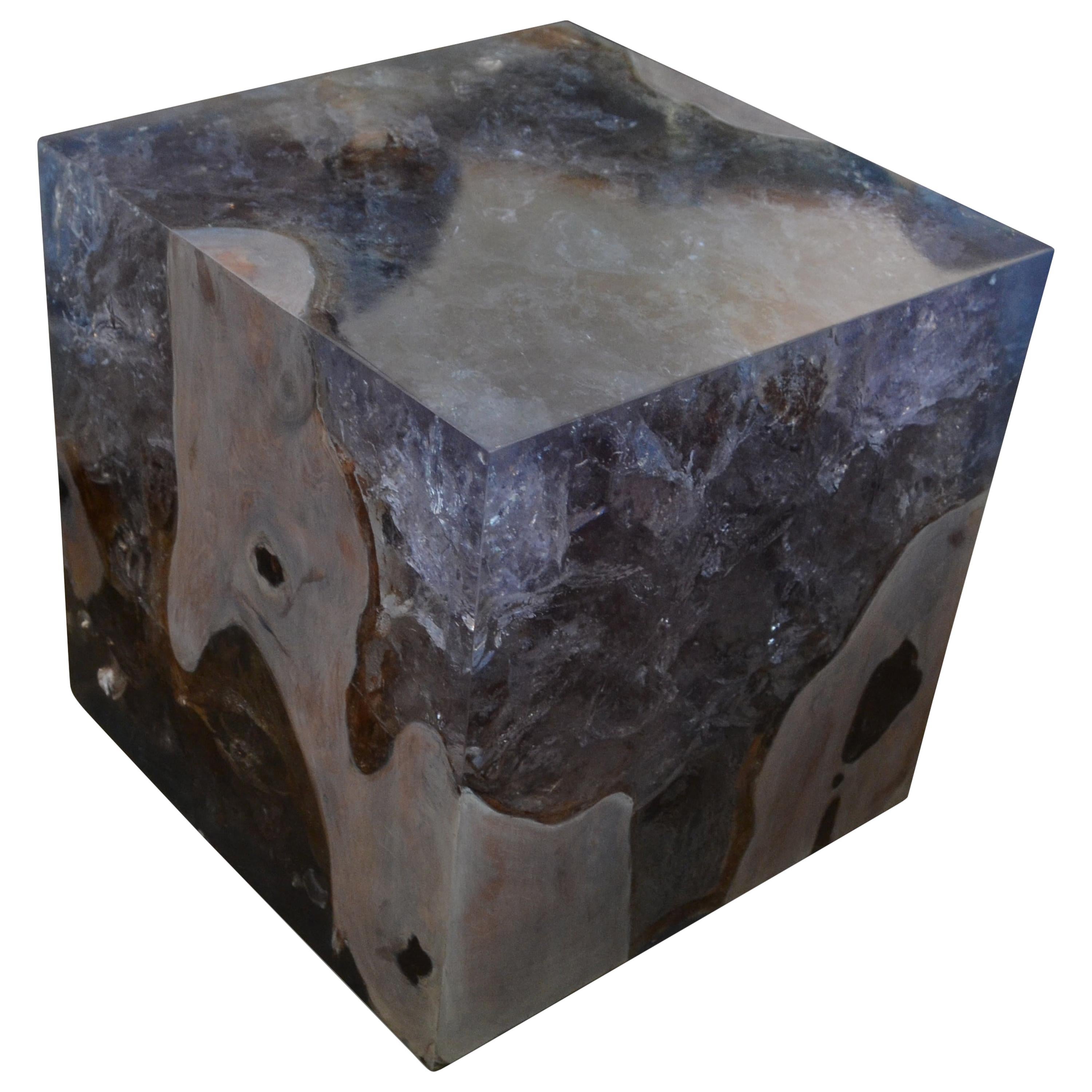 Wood and Resin Side Table For Sale at 1stDibs