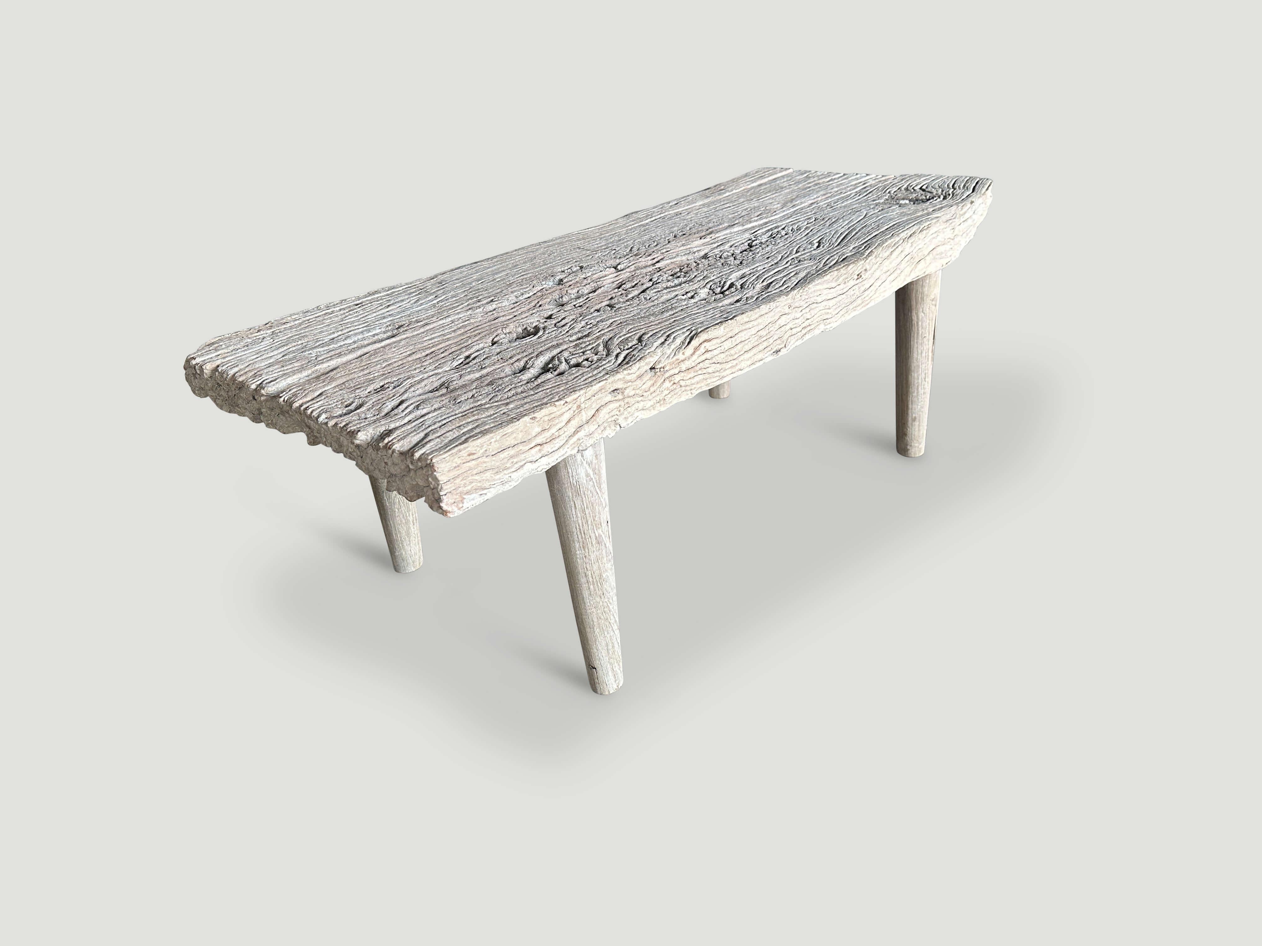 Andrianna Shamaris Table basse ou banc en bois de teck en vente 5