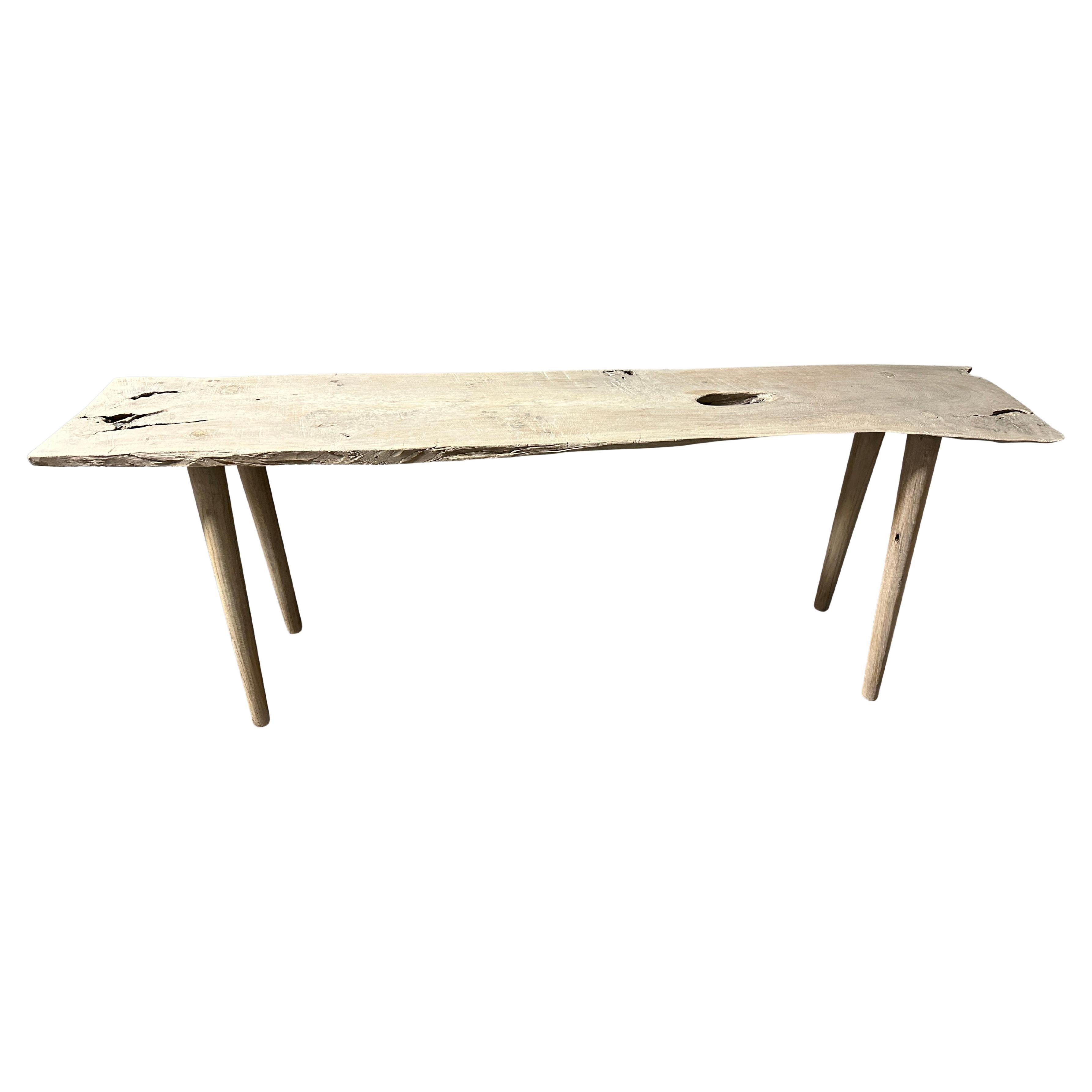 Oggetti nuovi e personalizzabili nella categoria Console Tables