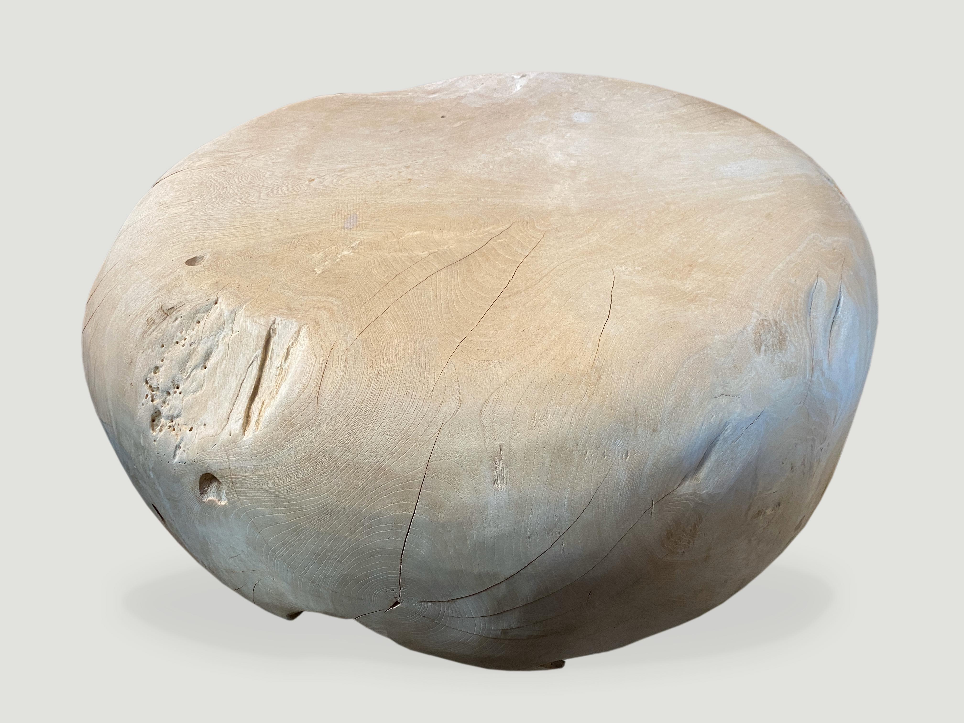 Reclaimed bleached teak root, hand carved into this stunning drum shape whilst respecting the natural organic wood. 

The St. Barts collection features an exciting new line of organic white wash, bleached and natural weathered teak furniture. The