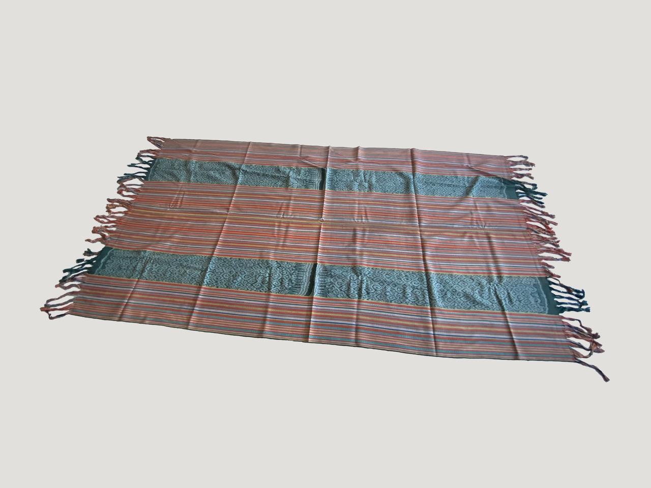 Ikat de algodón superraro de Sumba, Indonesia en Excelente estado para la venta en New York, NY