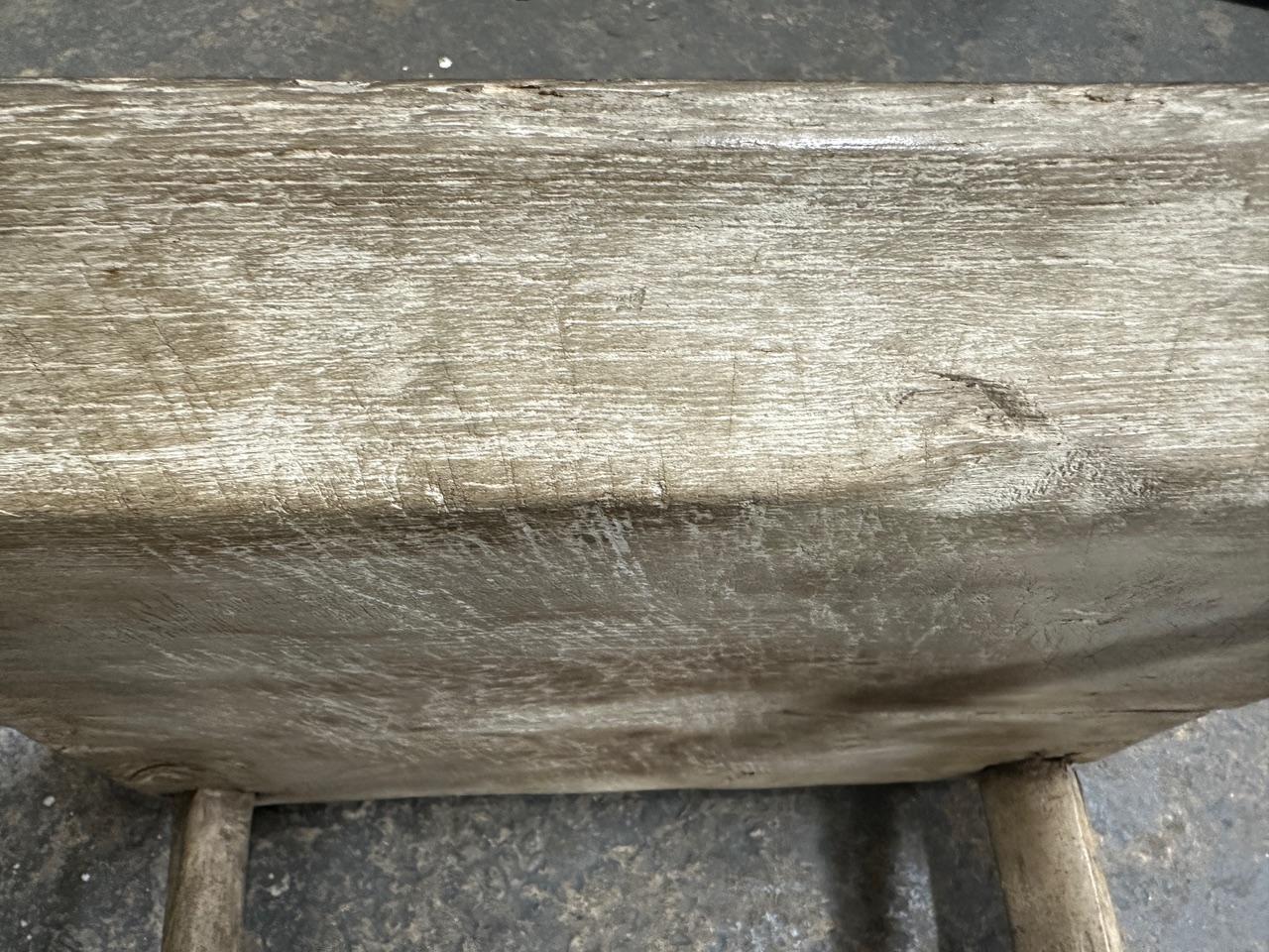 Table d'appoint ou tabouret Wabi Sabi Andrianna Shamaris en vente 1
