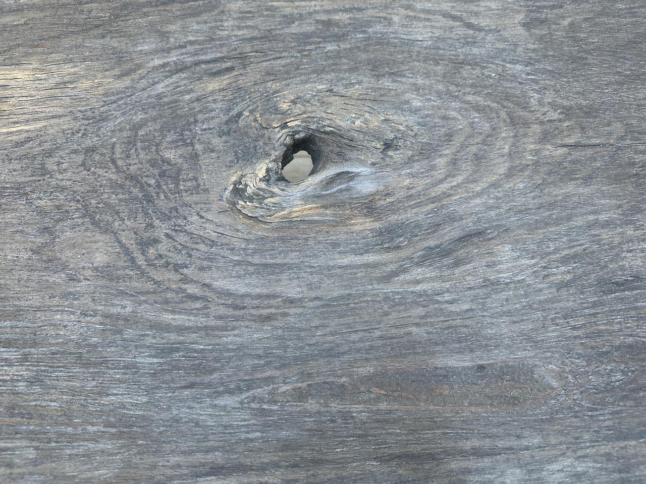 Tavolo Wabi Sabi Wood di Andrianna Shamaris in vendita 1