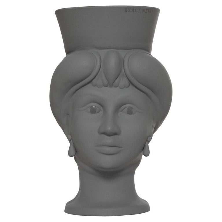 Andromeda Vase For Sale at 1stDibs