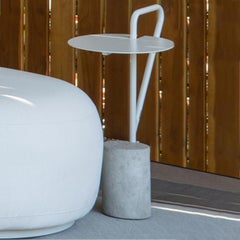 Beistelltisch "Andros" aus Aluminium und Beton für den Außenbereich